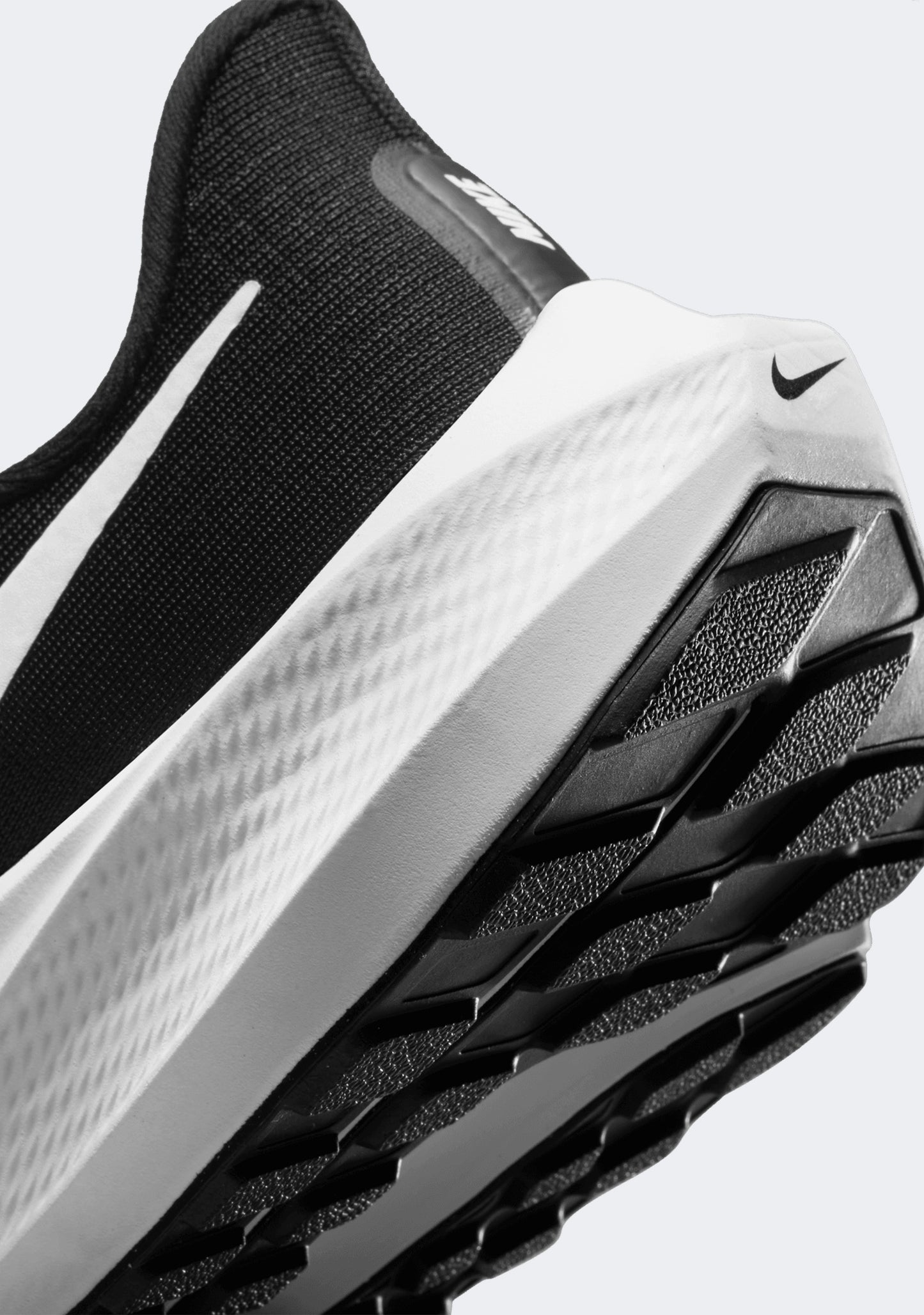 Nike Kids’ Air Zoom Pegasus 39 GS