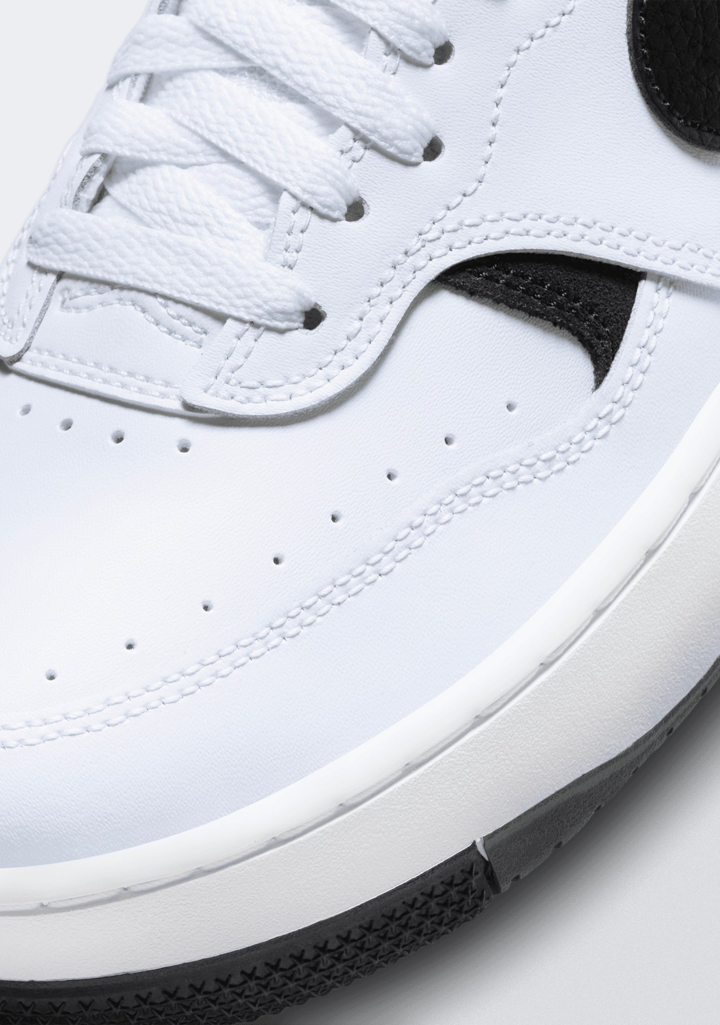 Nike Women's Gamma Force