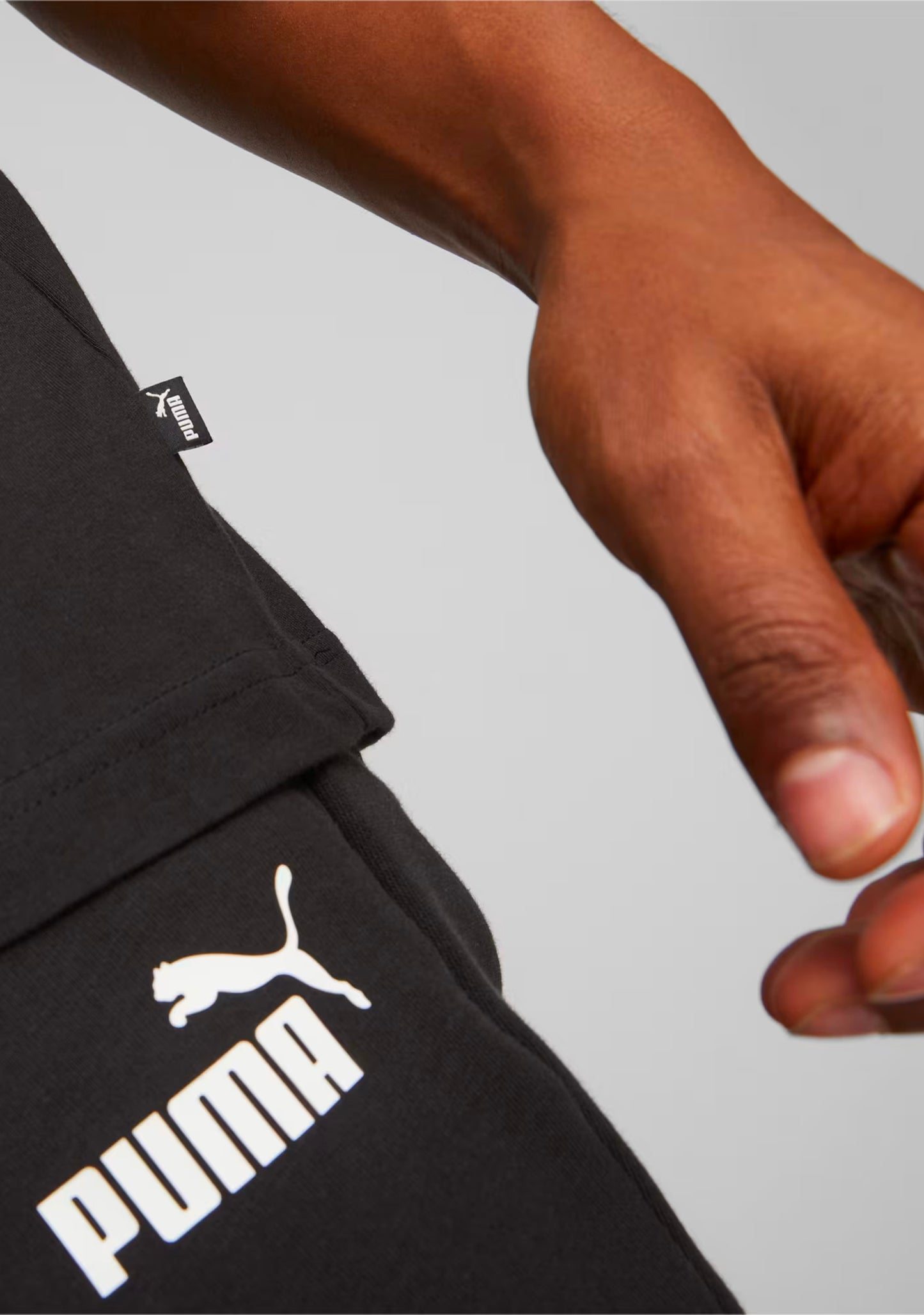 Puma Men’s Essential Small Logo Tee Black