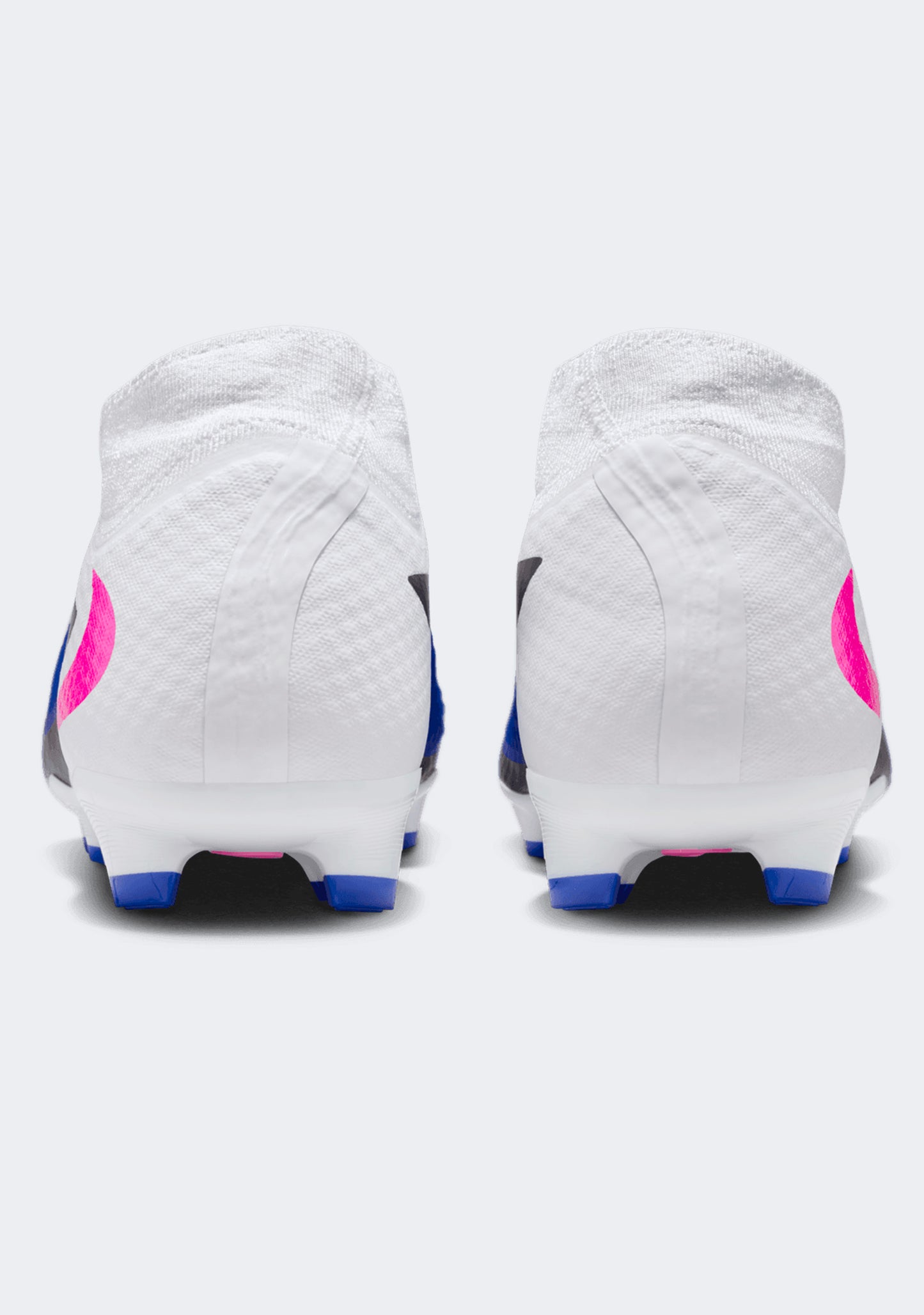Nike Phantom 6 High Academy FG/MG Football Boots