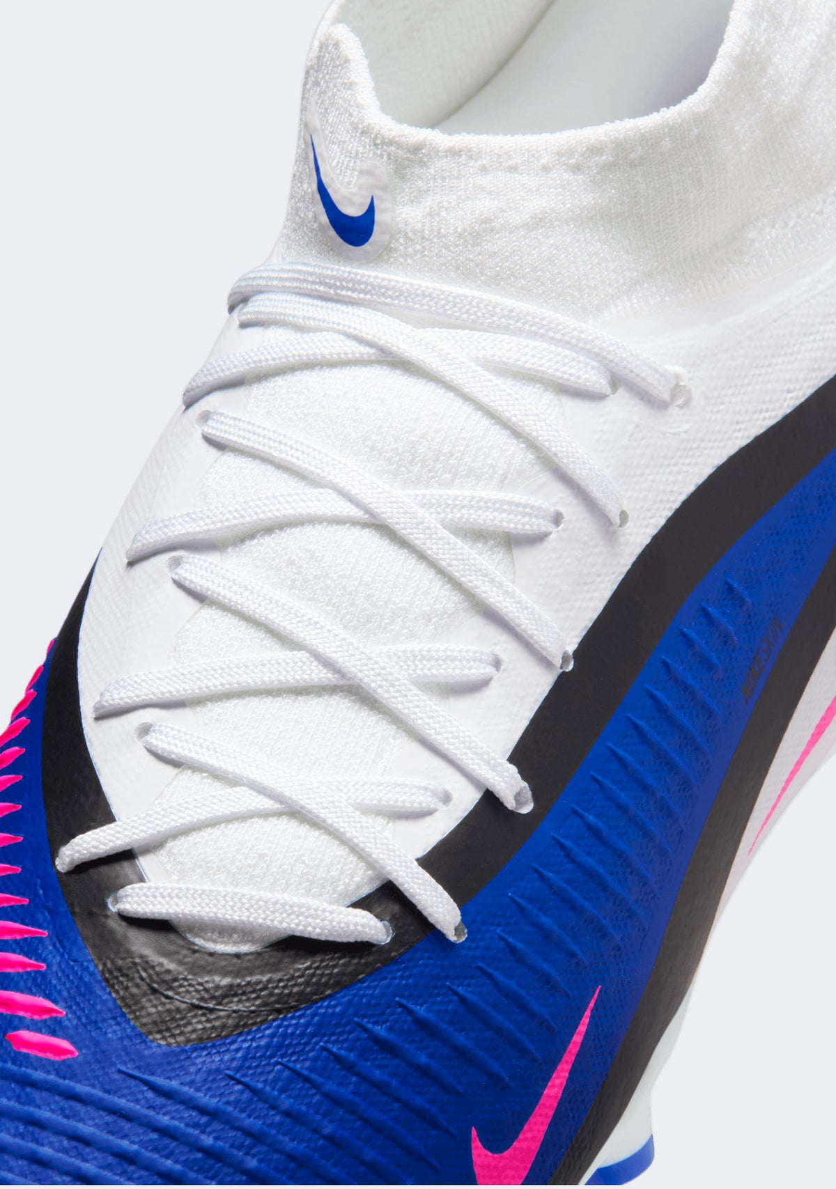 Nike Phantom 6 High Academy FG/MG Football Boots