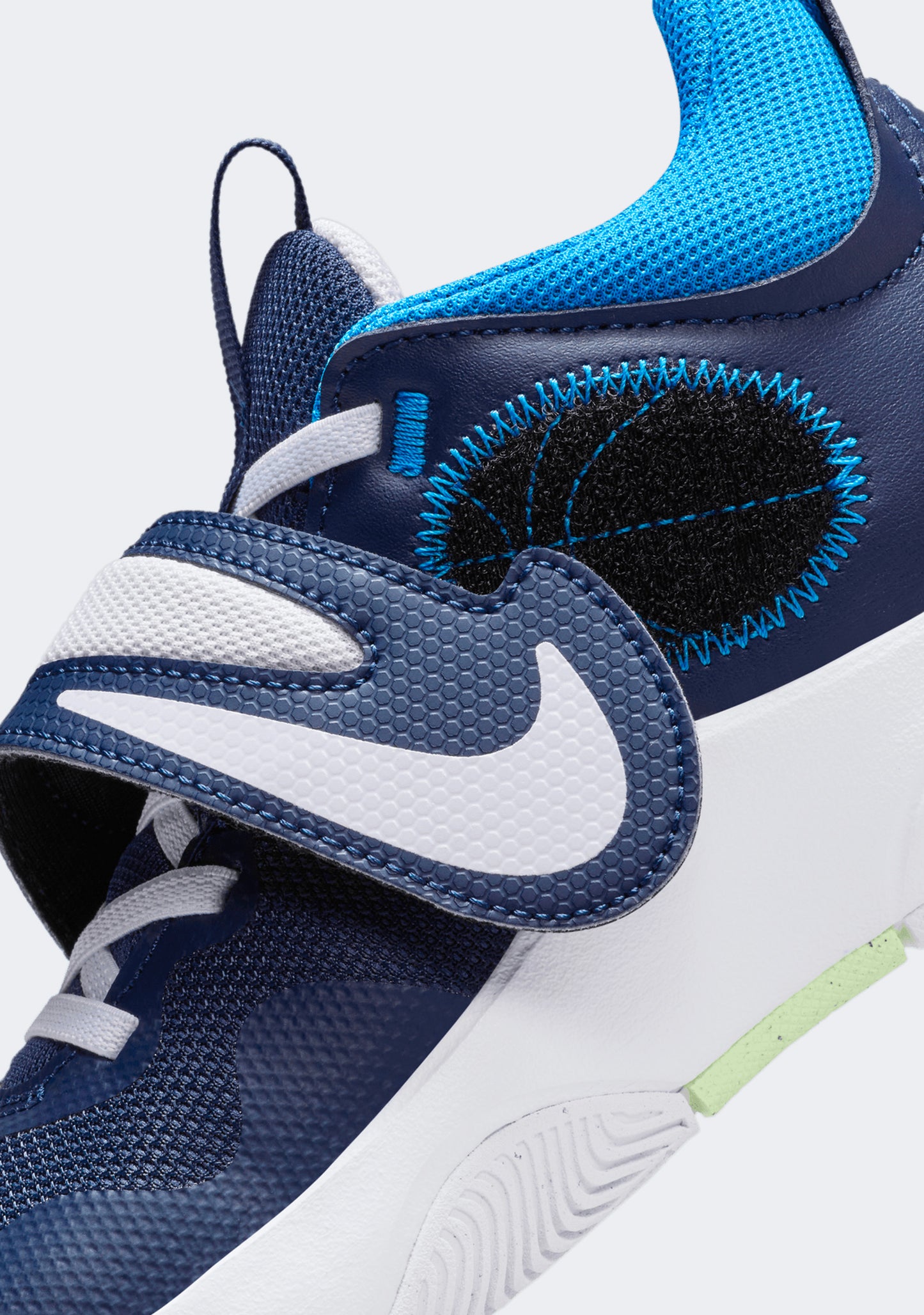 Nike Kids' Team Hustle D 11 (GS)