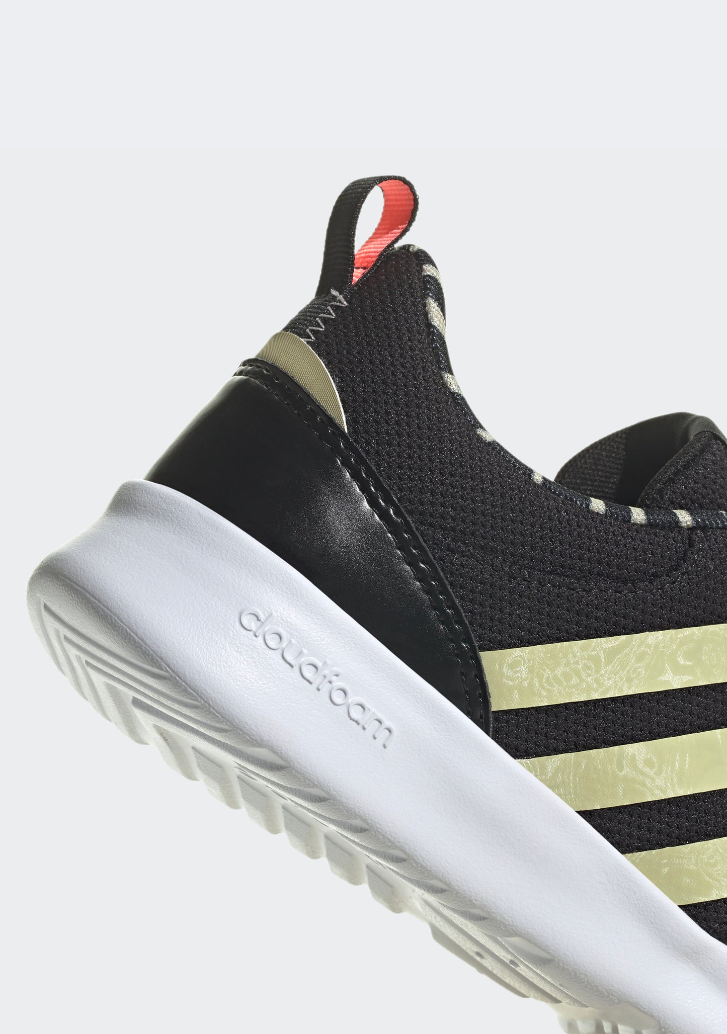 Adidas Women’s QT Racer 2.0