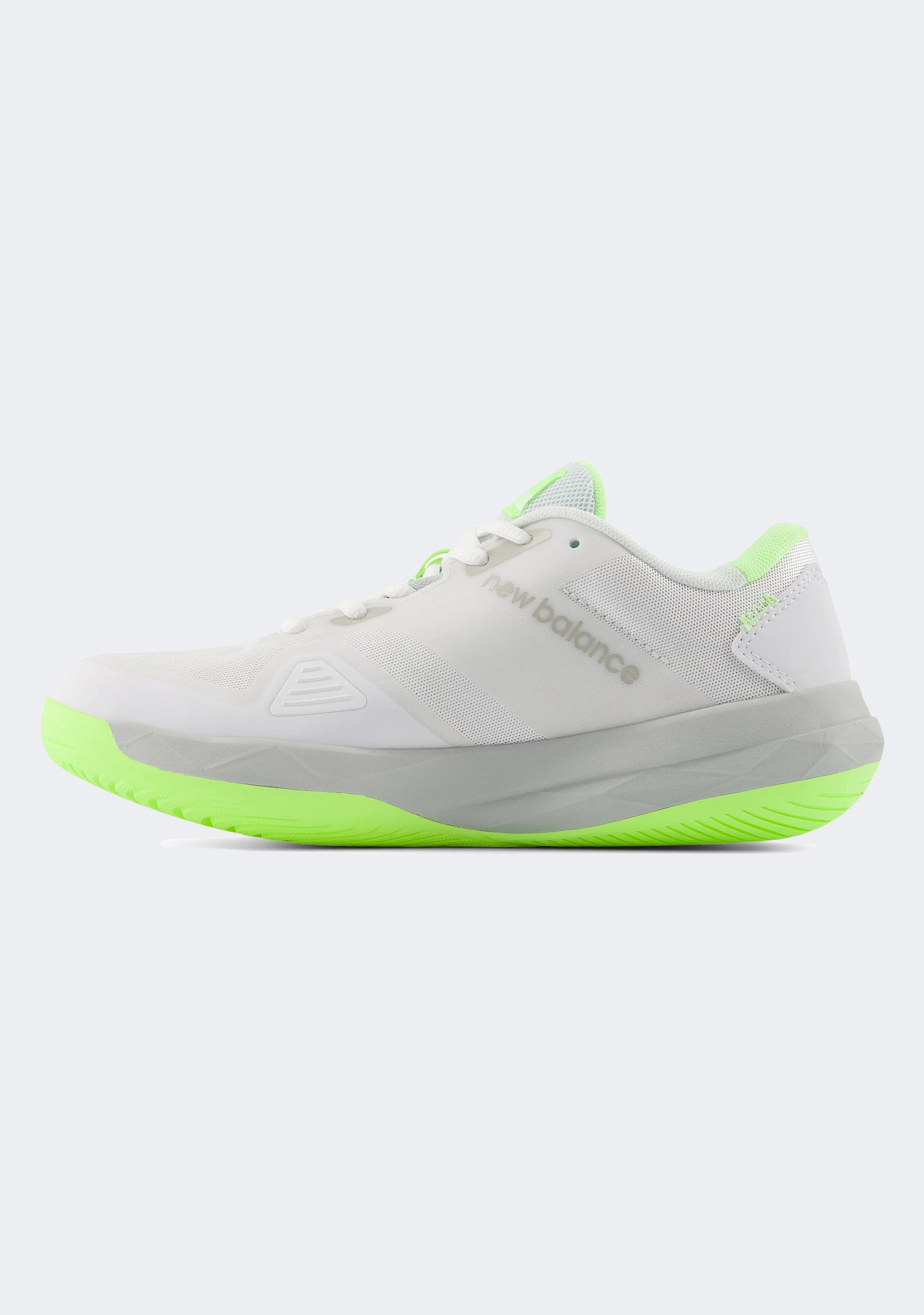New Balance Women's Fuelcell 796 V4