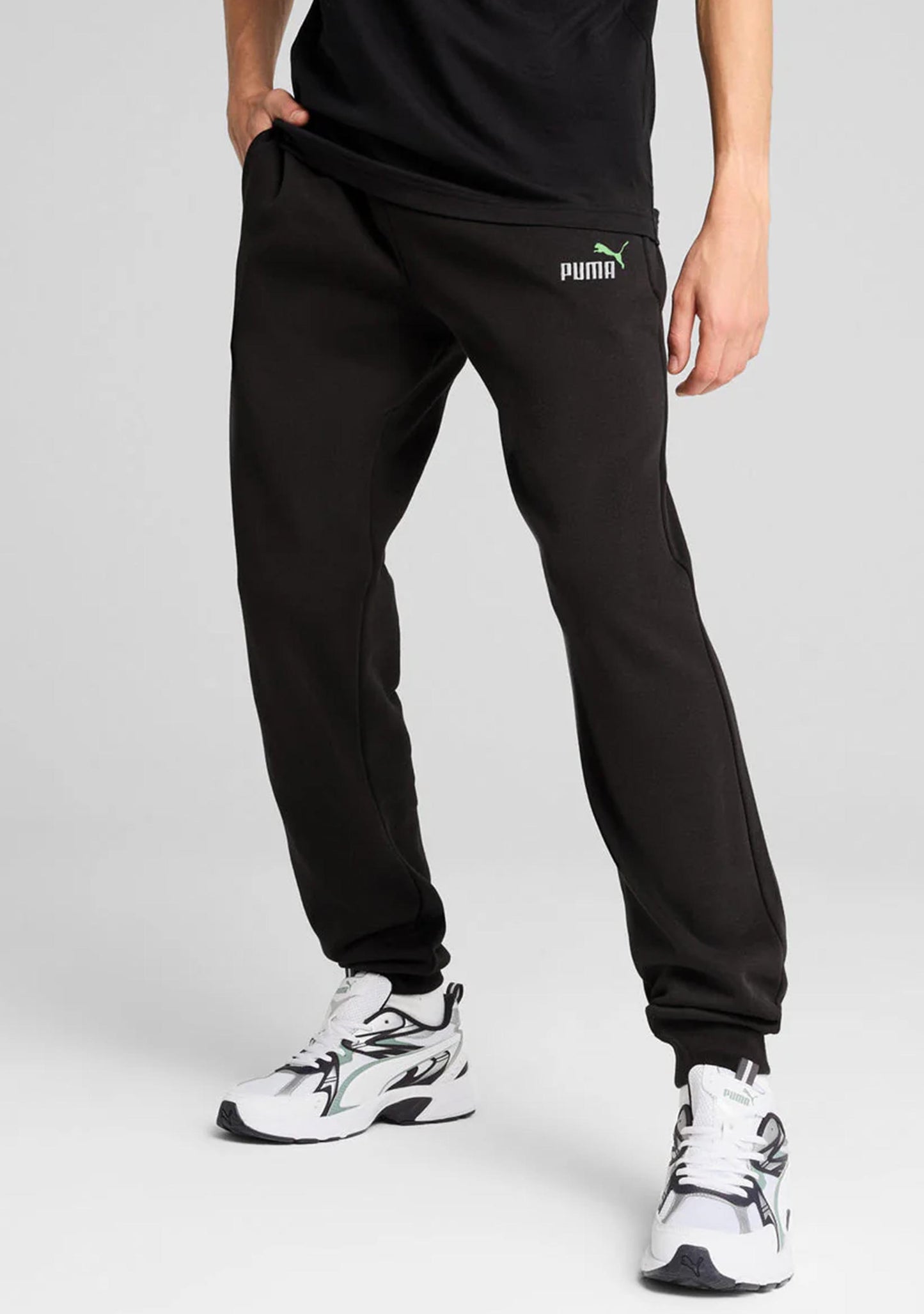 Puma Men's ESS 2 Colour No. 1 Logo Sweatpants
