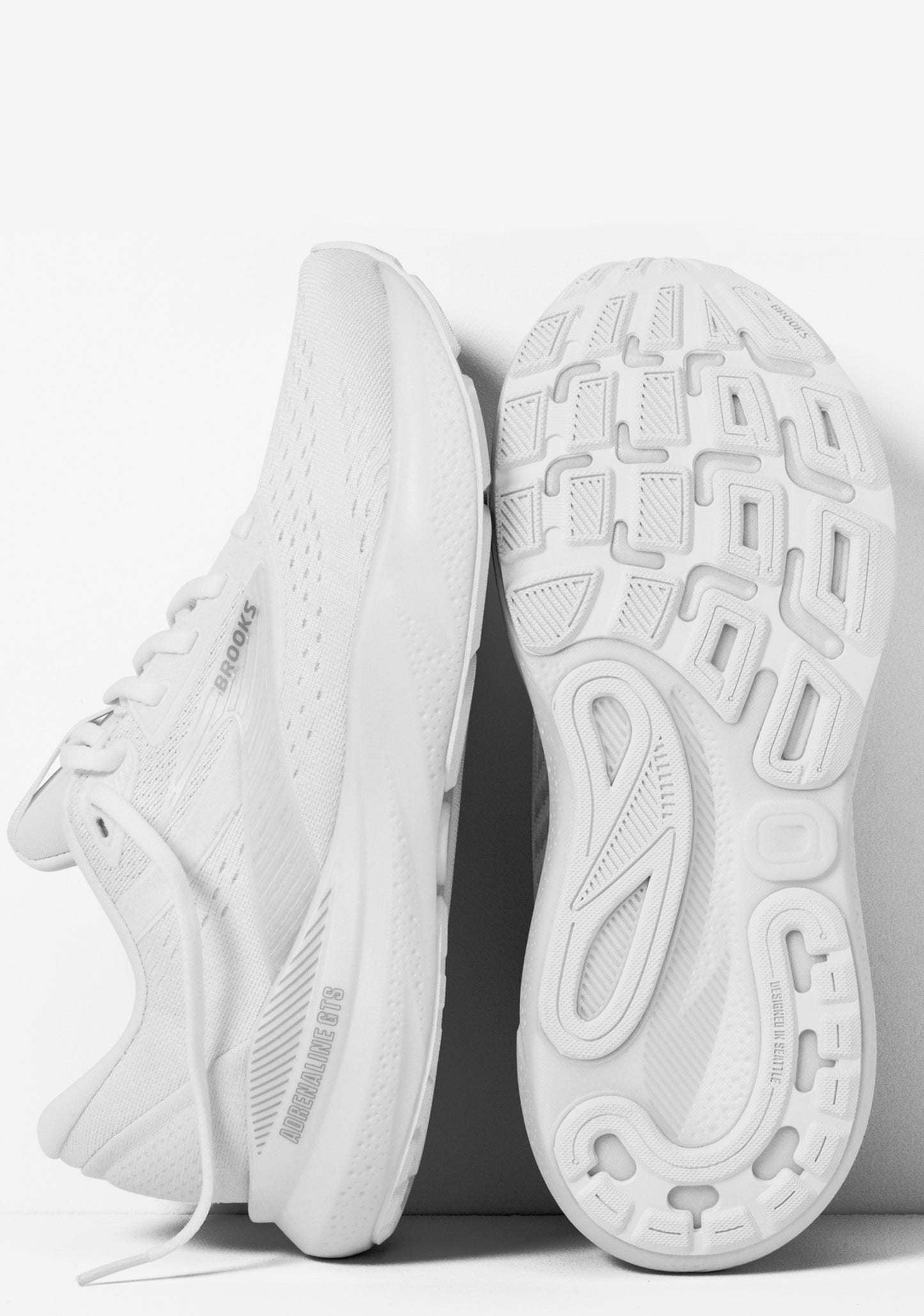 Brooks Women's Adrenaline GTS 24 with FREE GoZone Gym Ball