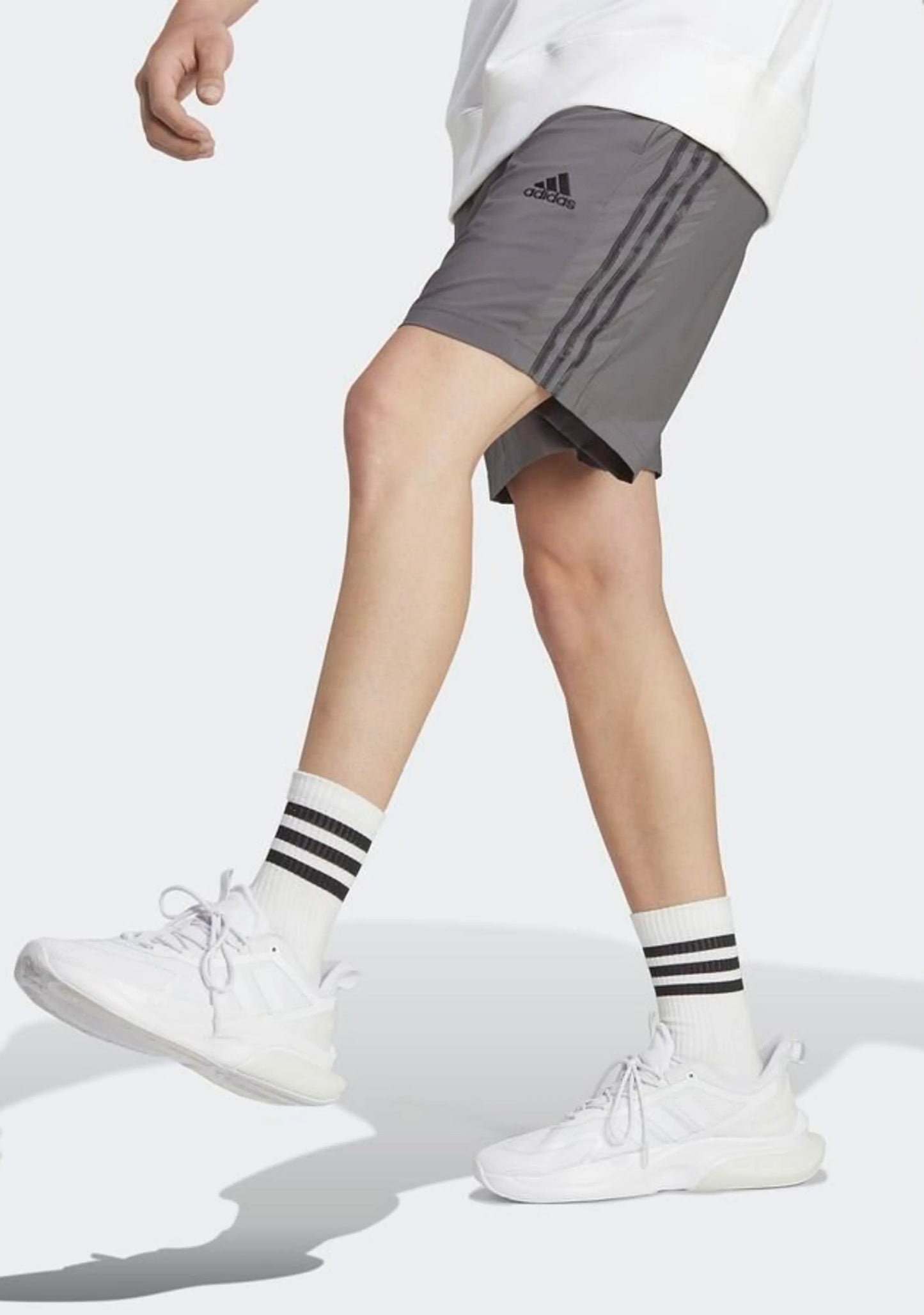 Adidas Men’s Aeroready Essentials Chelsea 3-Stripes Shorts Grey