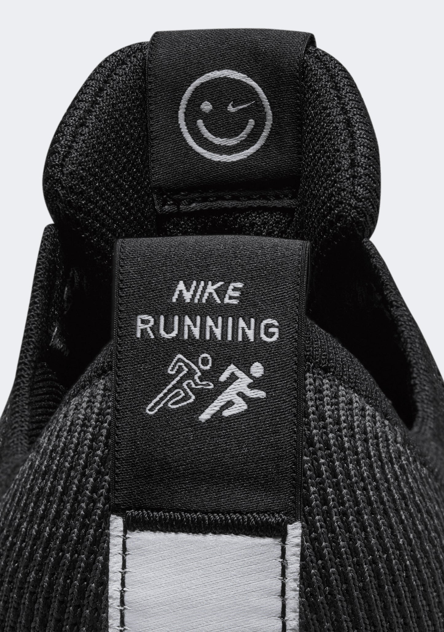 Nike Men's Interact Run