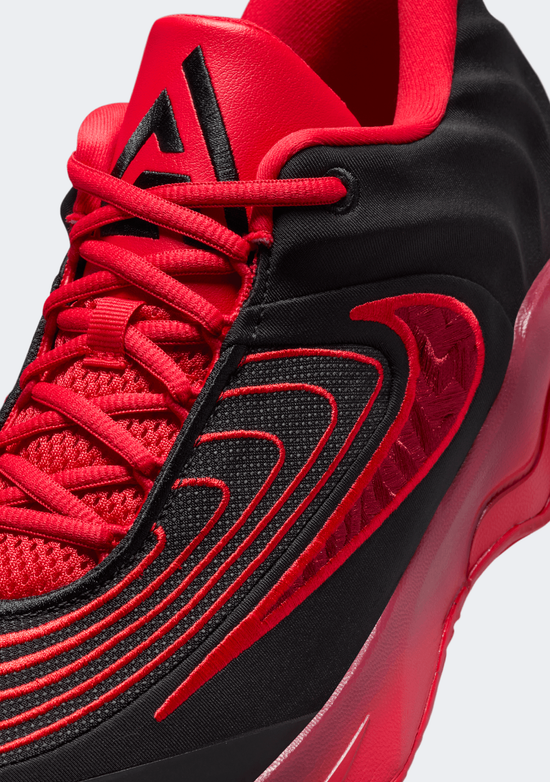 Nike Men's Giannis Immortality