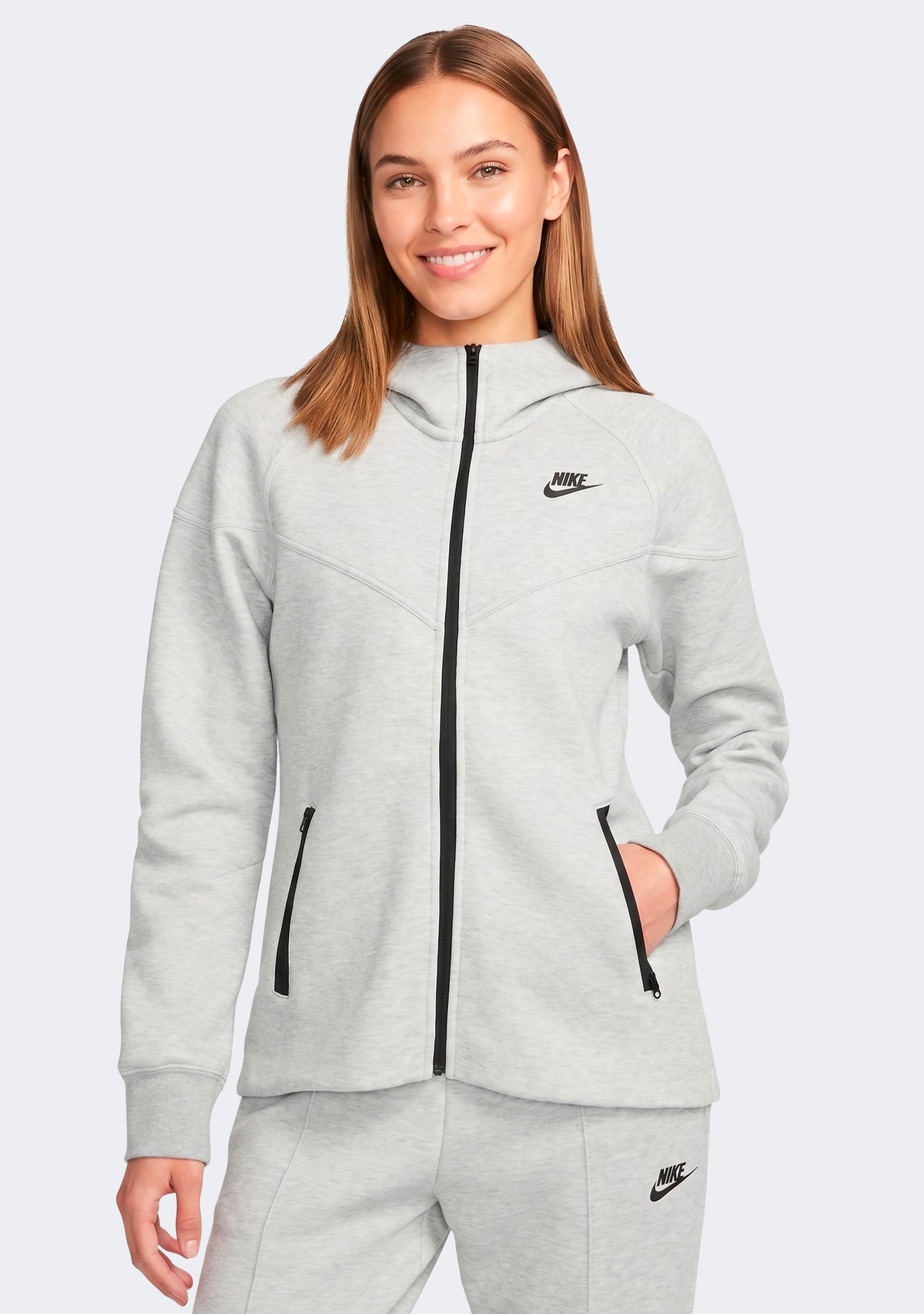 Nike Women’s Sportswear Tech Fleece Windrunner