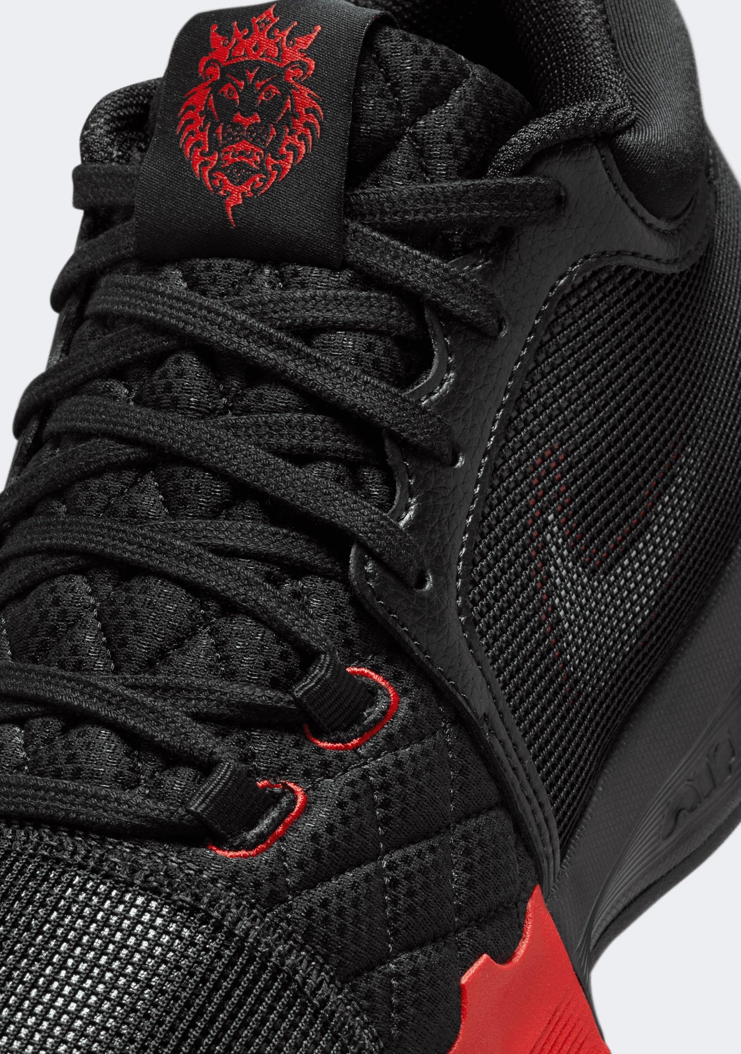 Nike Men's Lebron Witness VIII