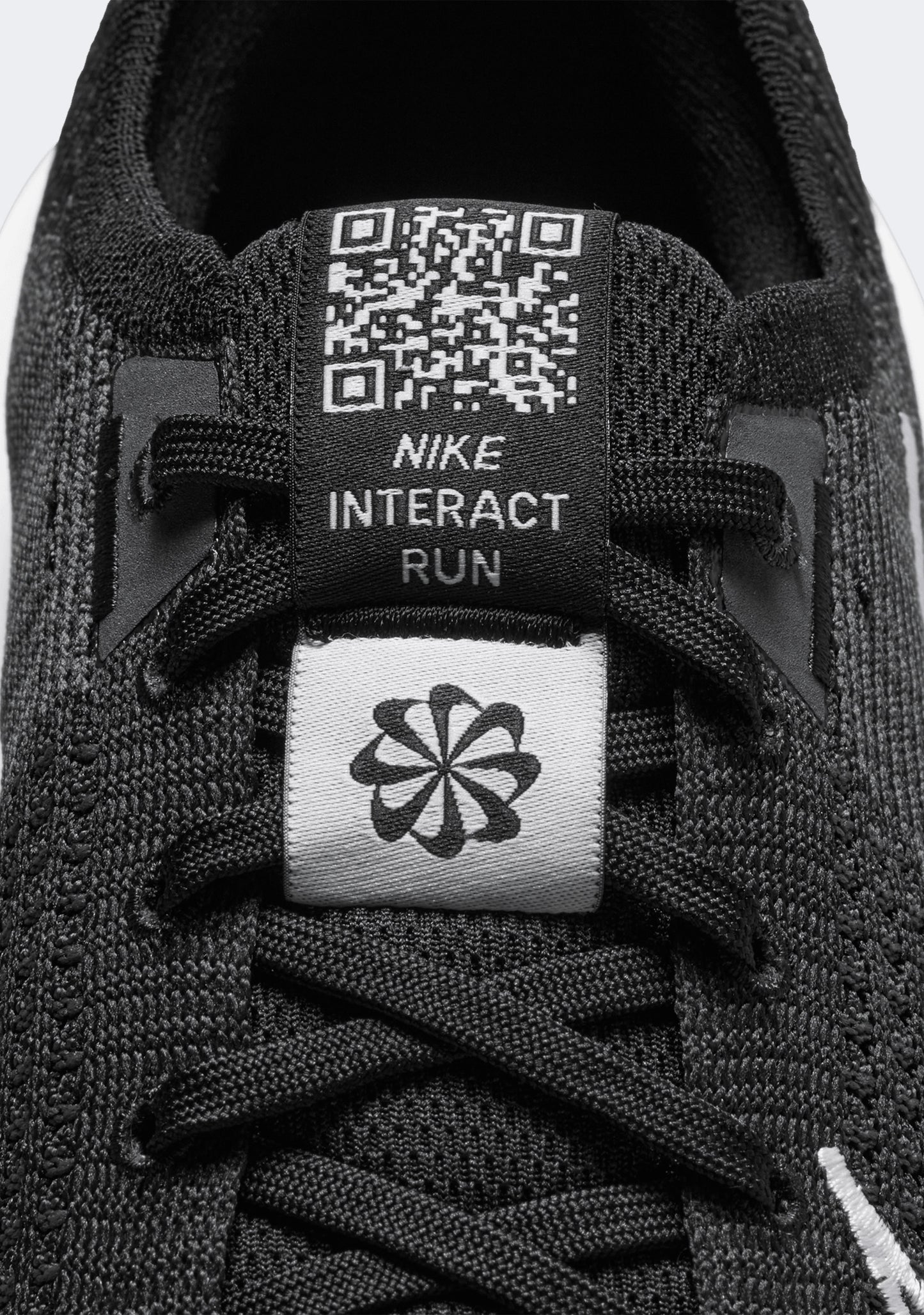 Nike Men's Interact Run