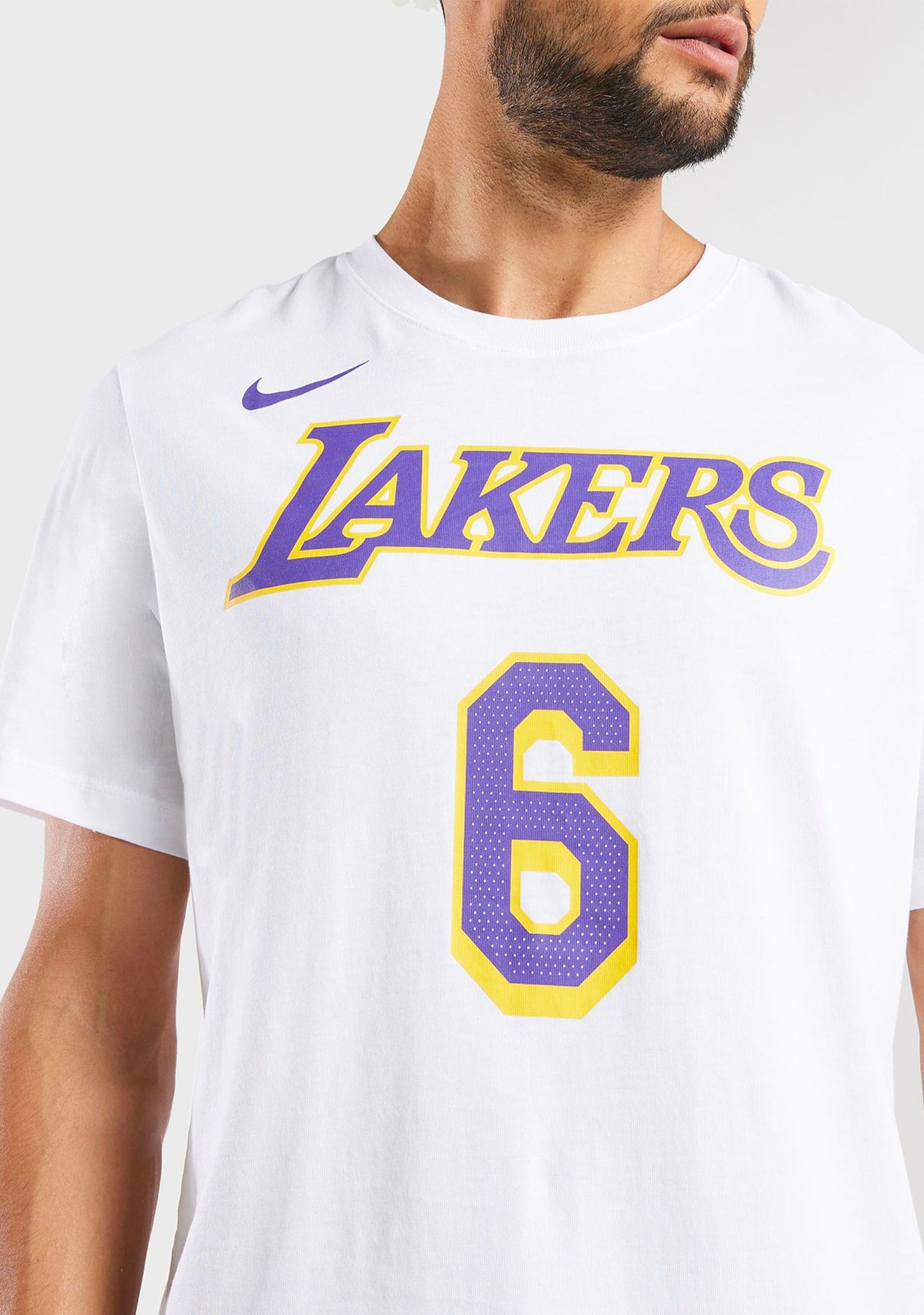 Nike Men’s NBA T-Shirt White LeBron James Lakers