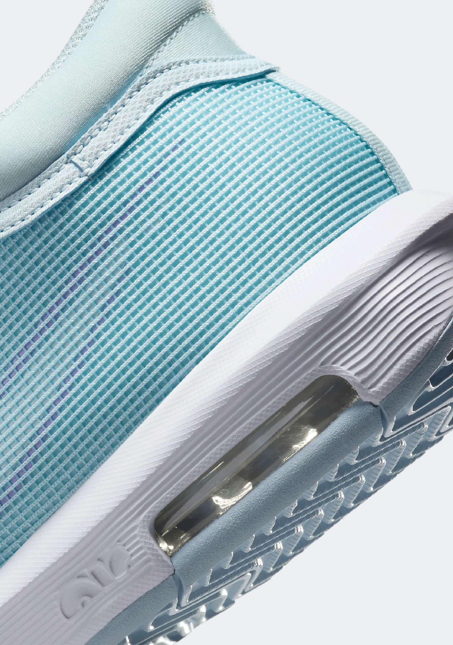 Nike Men's Lebron Witness VIII