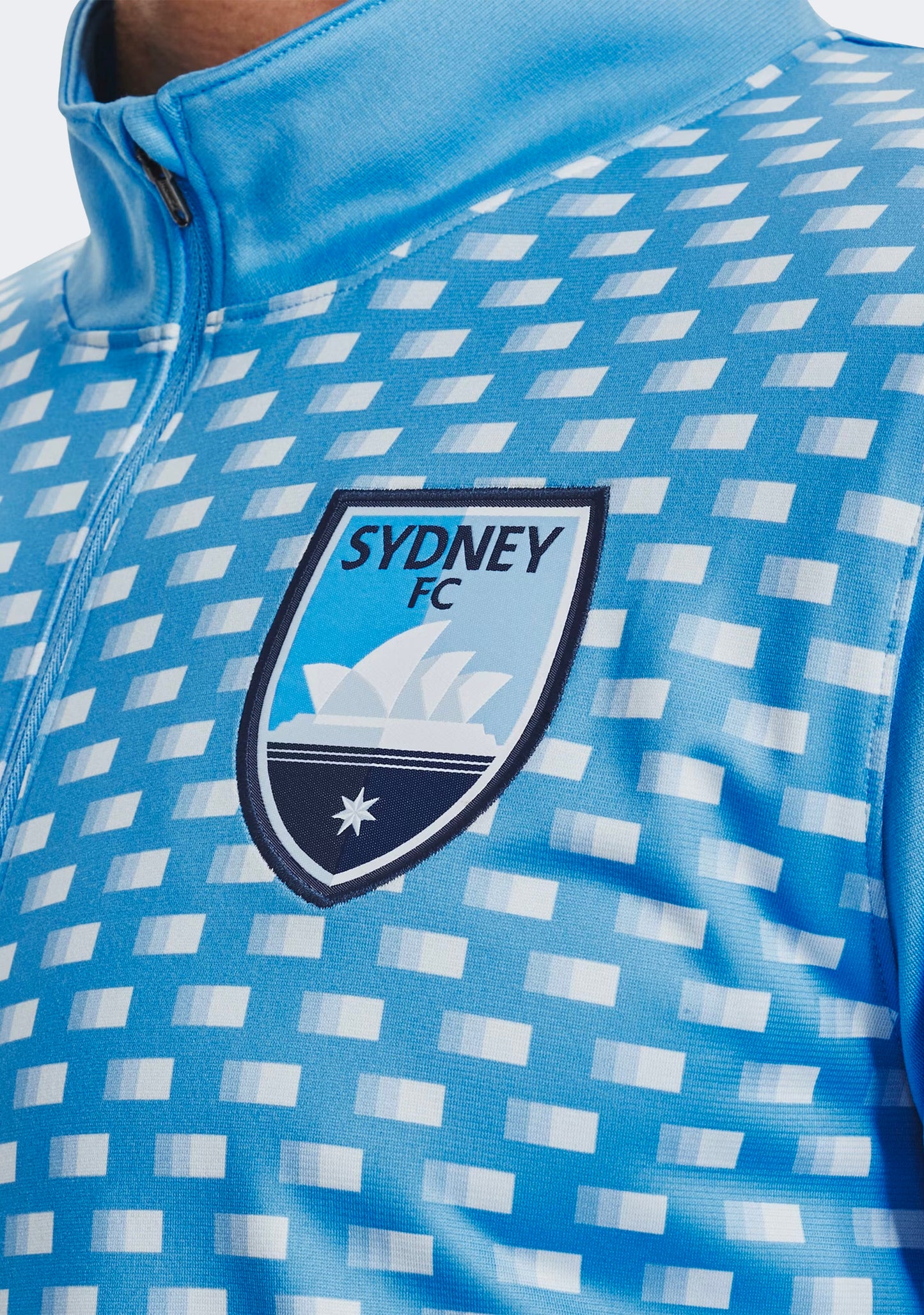 Under Armour Men's Sydney FC Challenger Midlayer