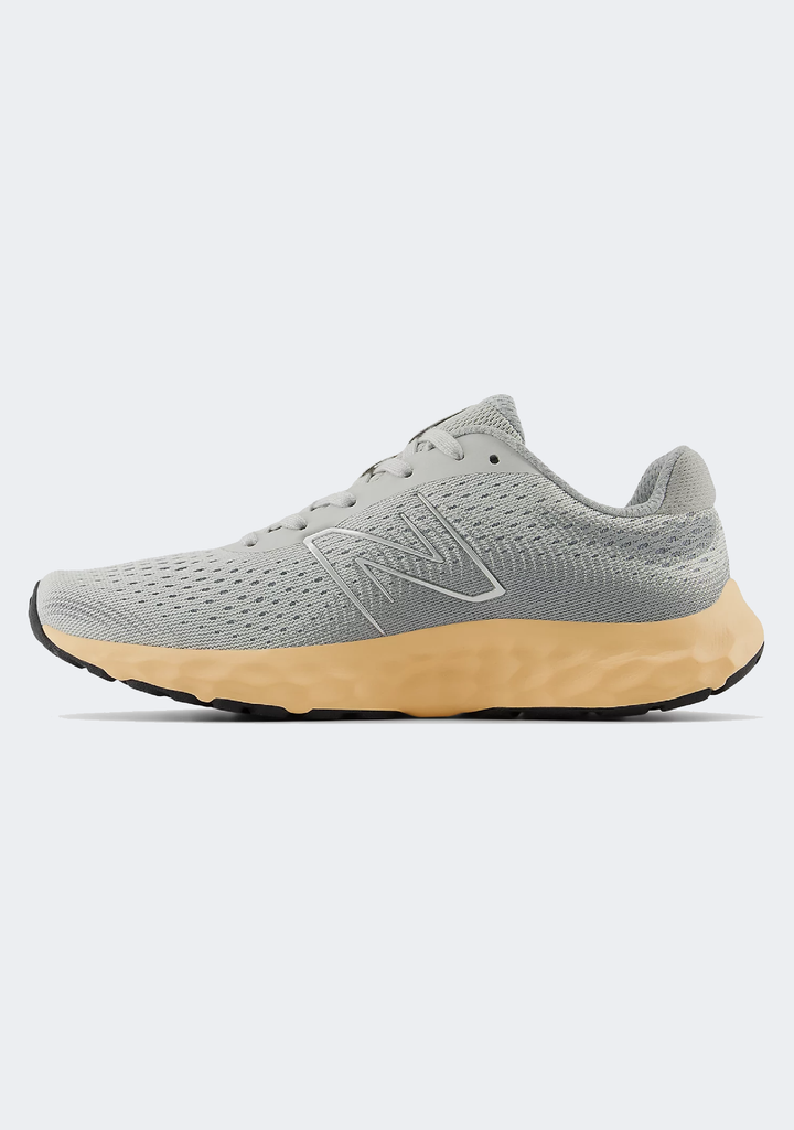 New Balance Women's 520v8
