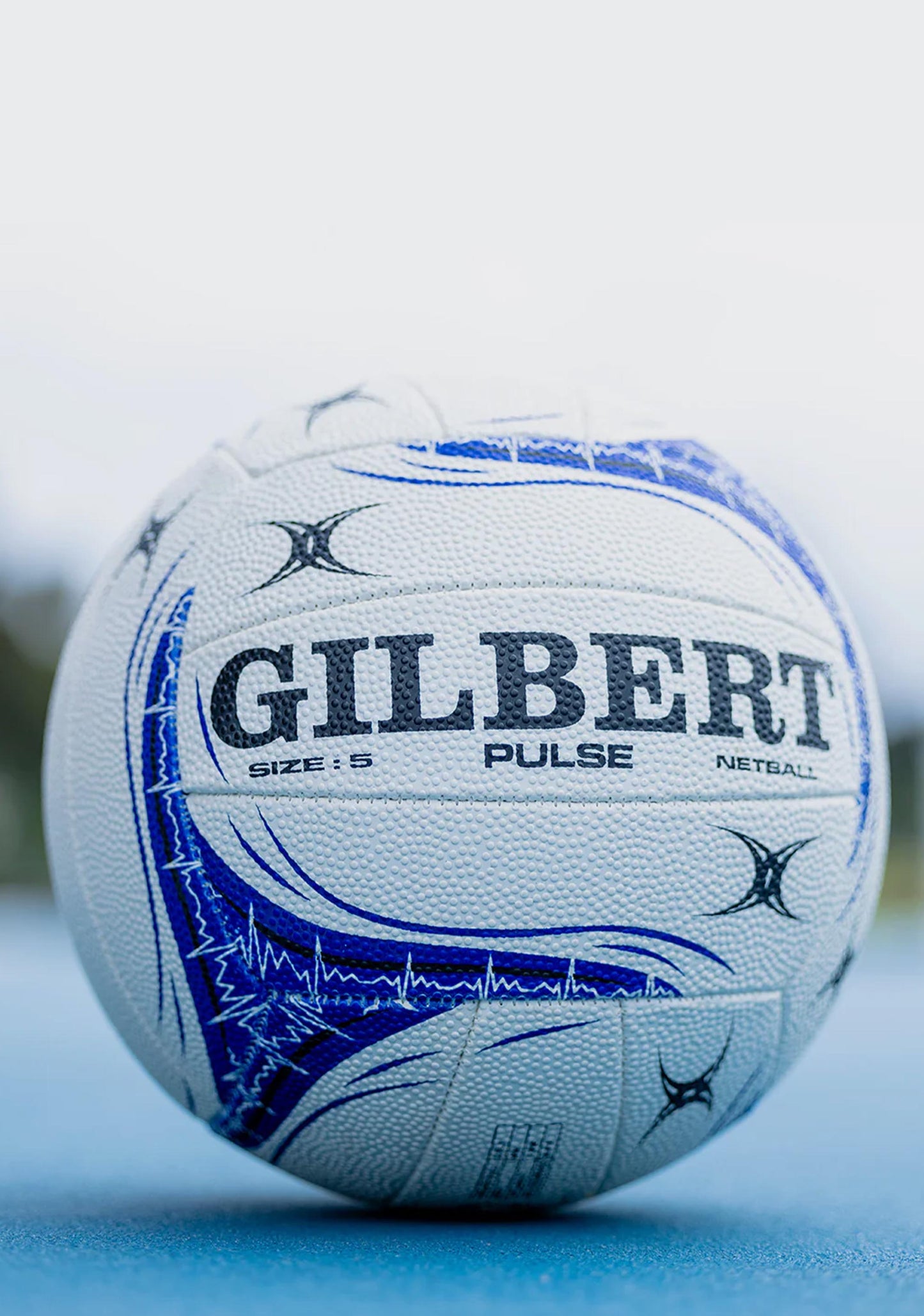Gilbert Pulse Netball White/Blue