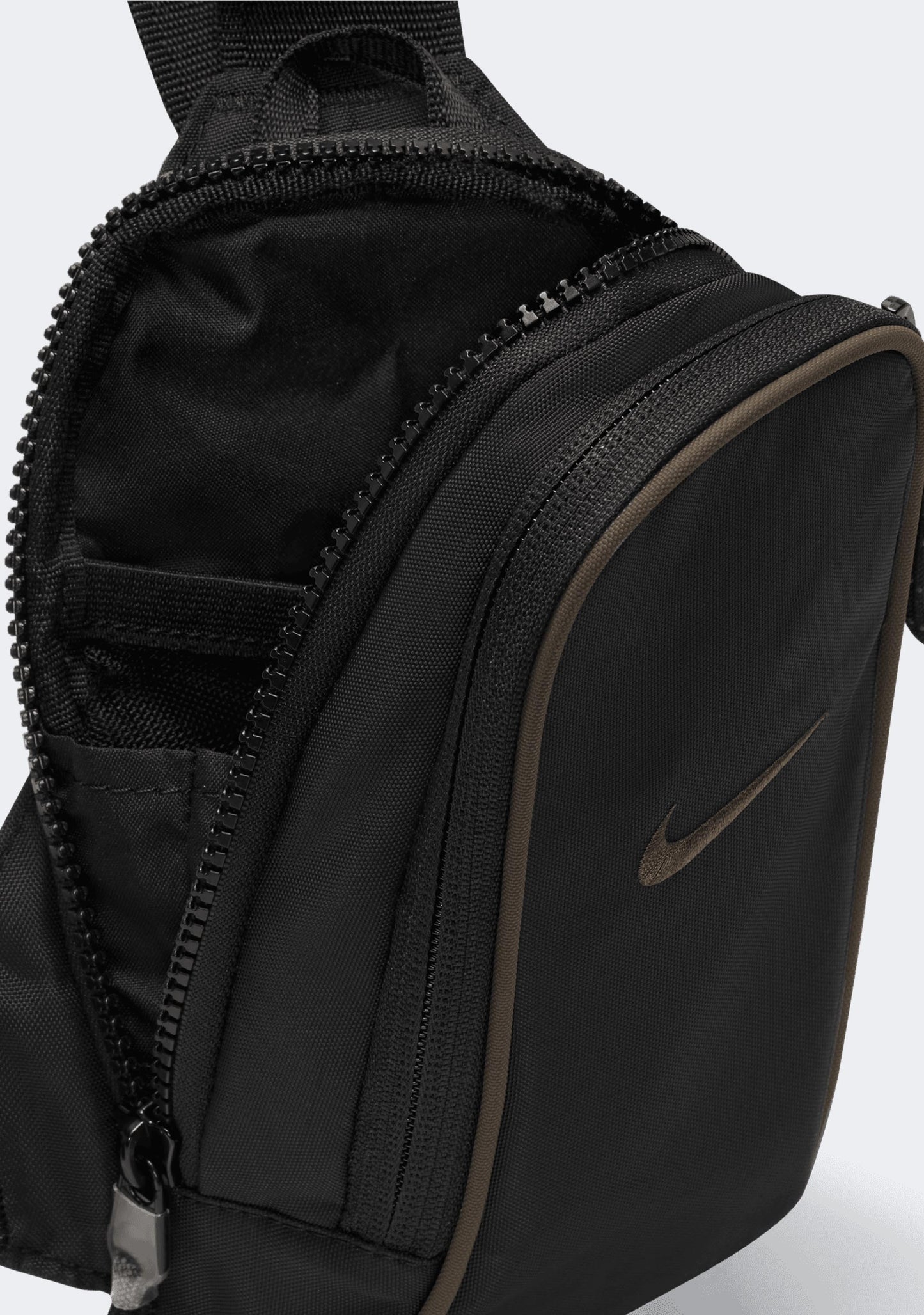 Nike Sportswear Essentials Crossbody Bag (1L)
