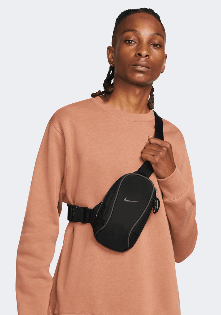 Nike Sportswear Essentials Crossbody Bag (1L)