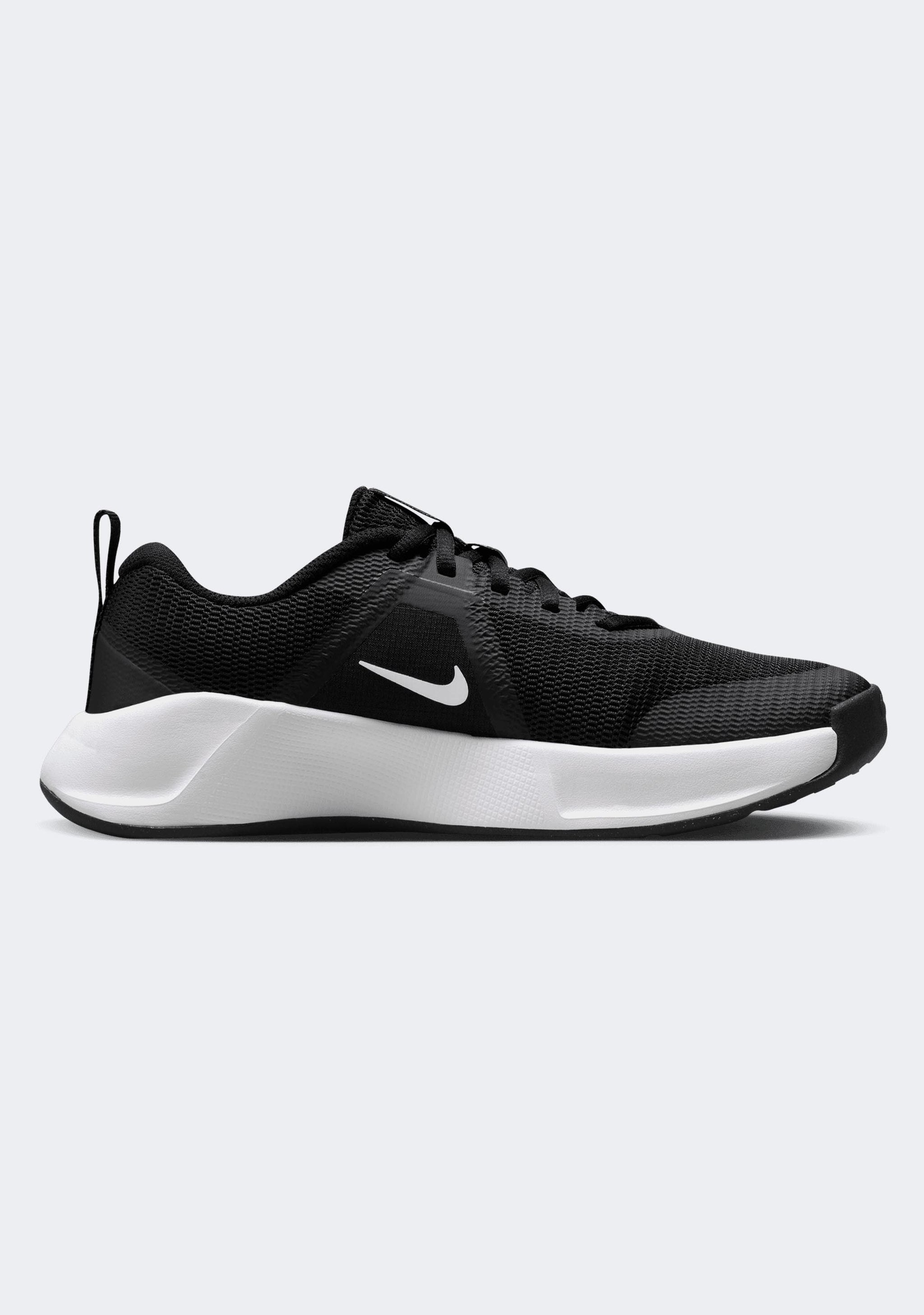 Nike Women's MC Trainer 3