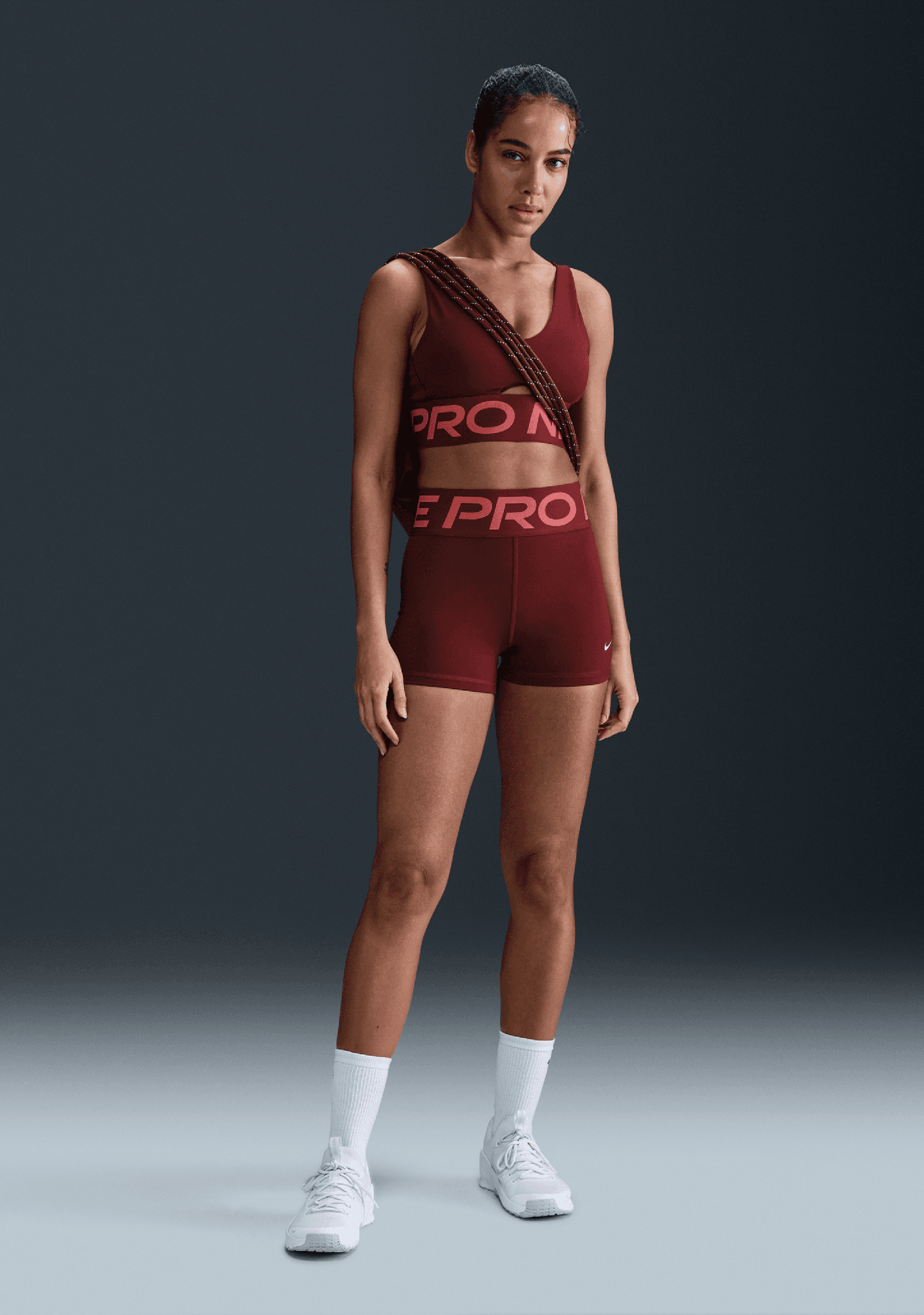 Nike Pro Women's Indy Plunge Sports Bra