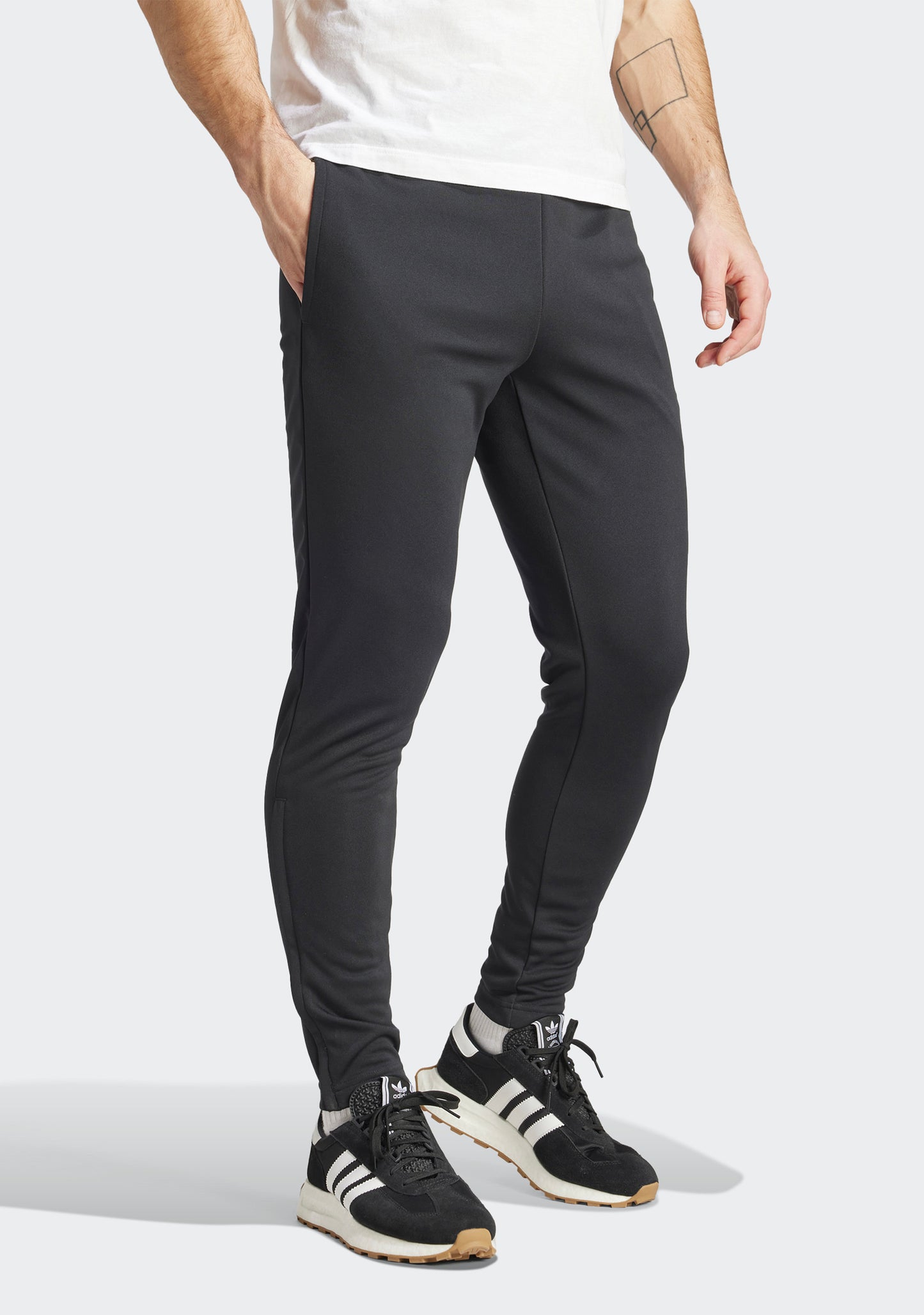 Adidas Men’s Entrada 22 Training Track Pants
