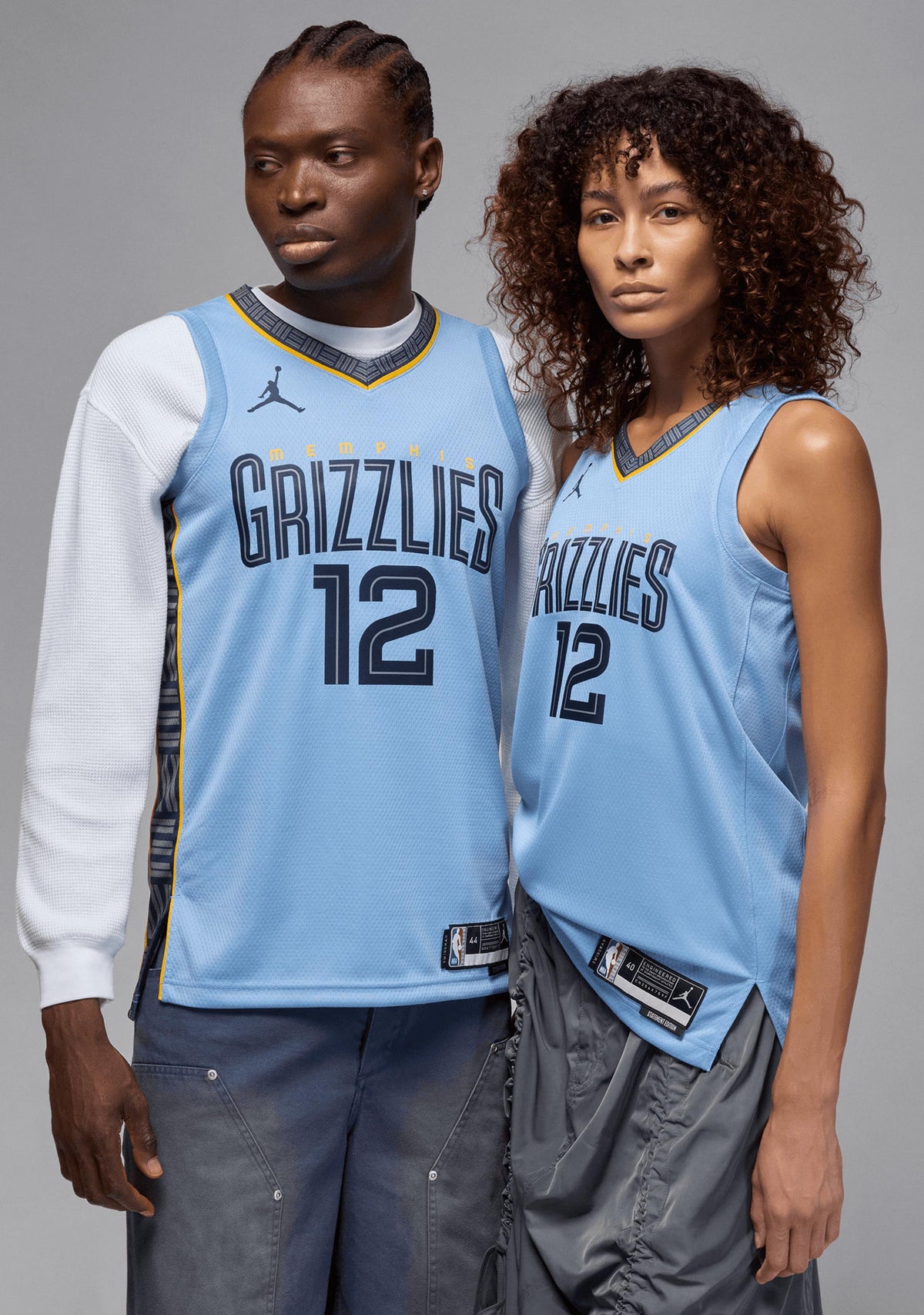 Nike Men's Memphis Grizzlies 22/23 Ja Morant Statement Edition Swingman NBA Jersey