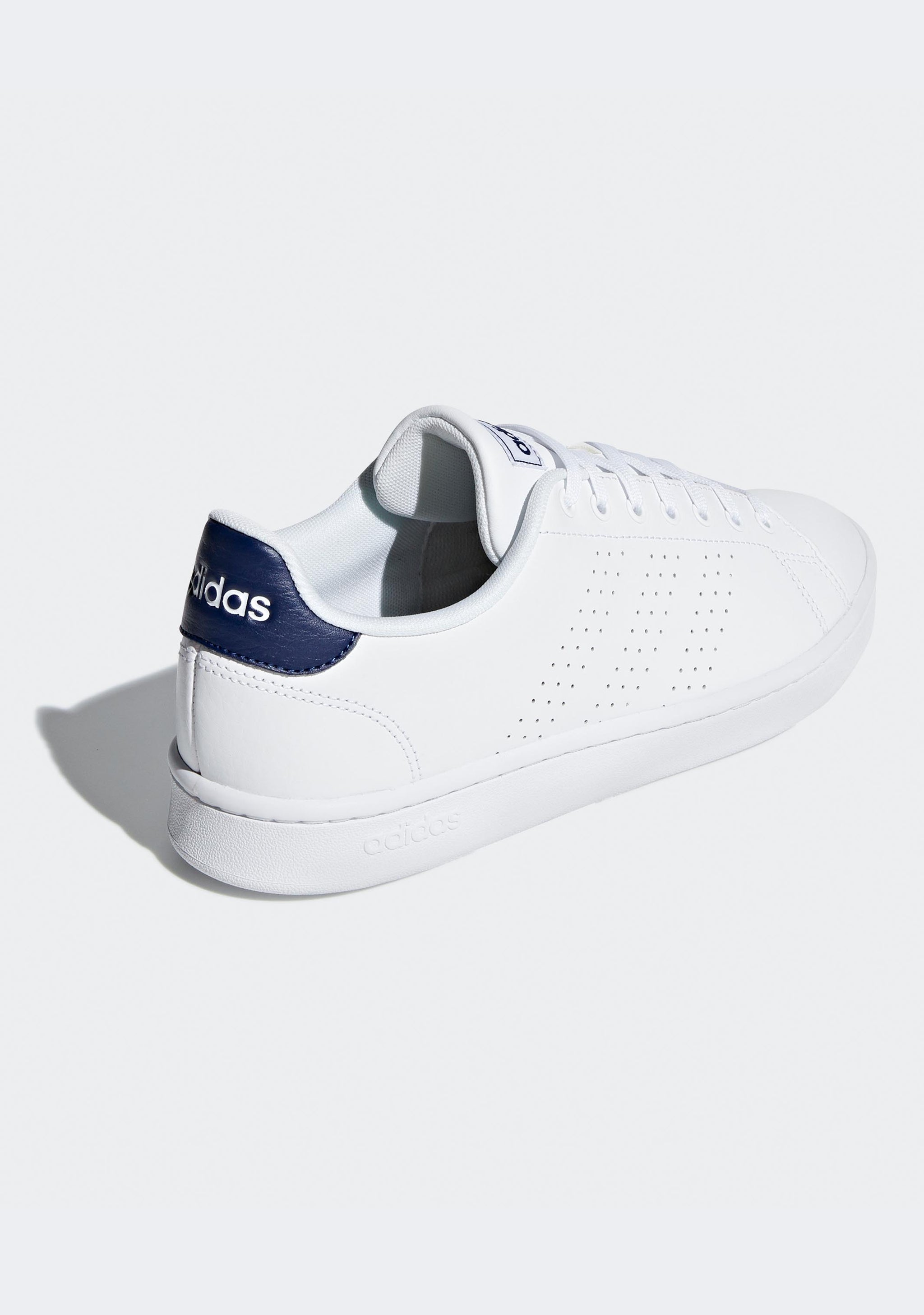 Adidas Men's Advantage