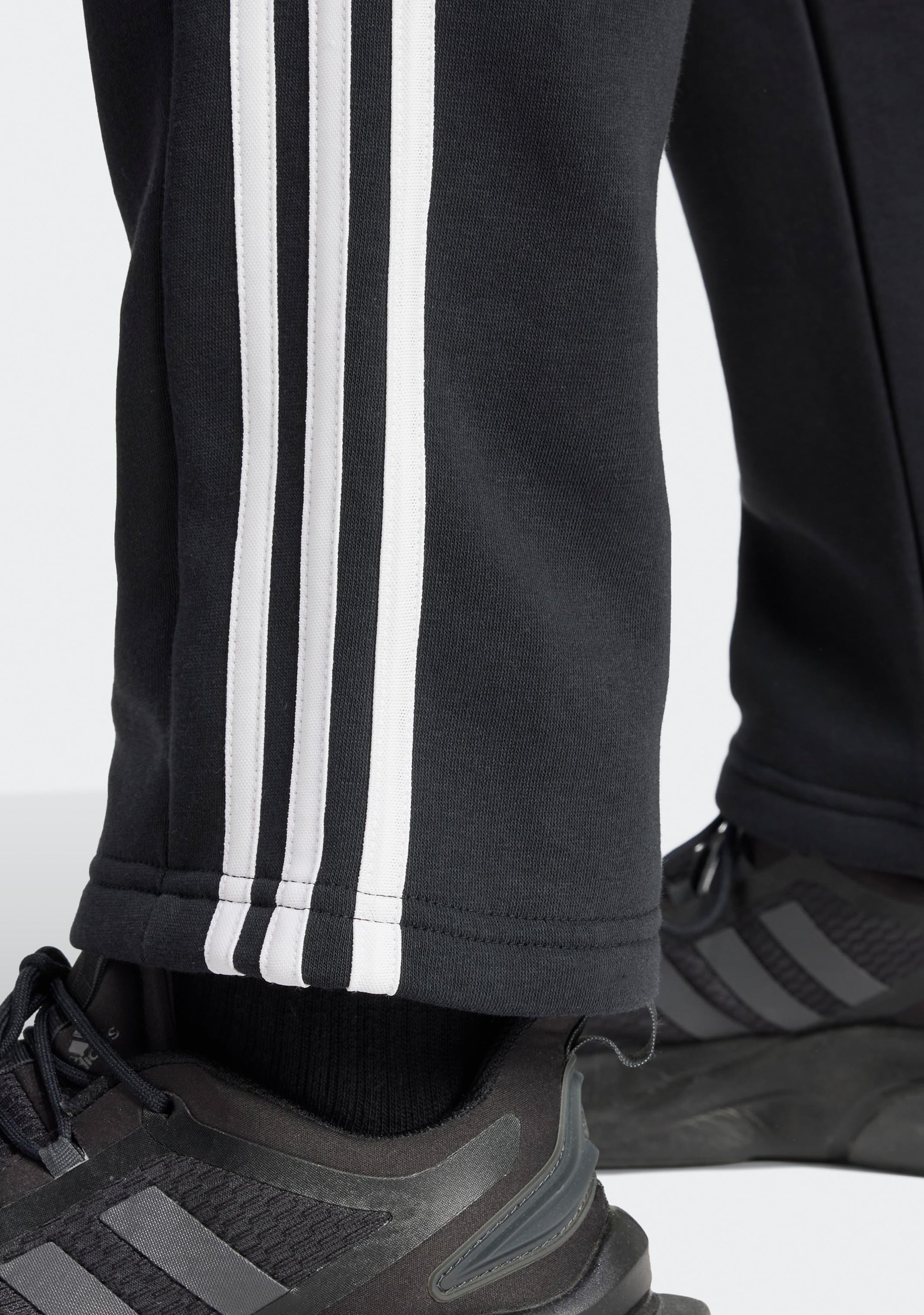 Adidas Men's Essentials 3-Stripes Open Hem Fleece Pants