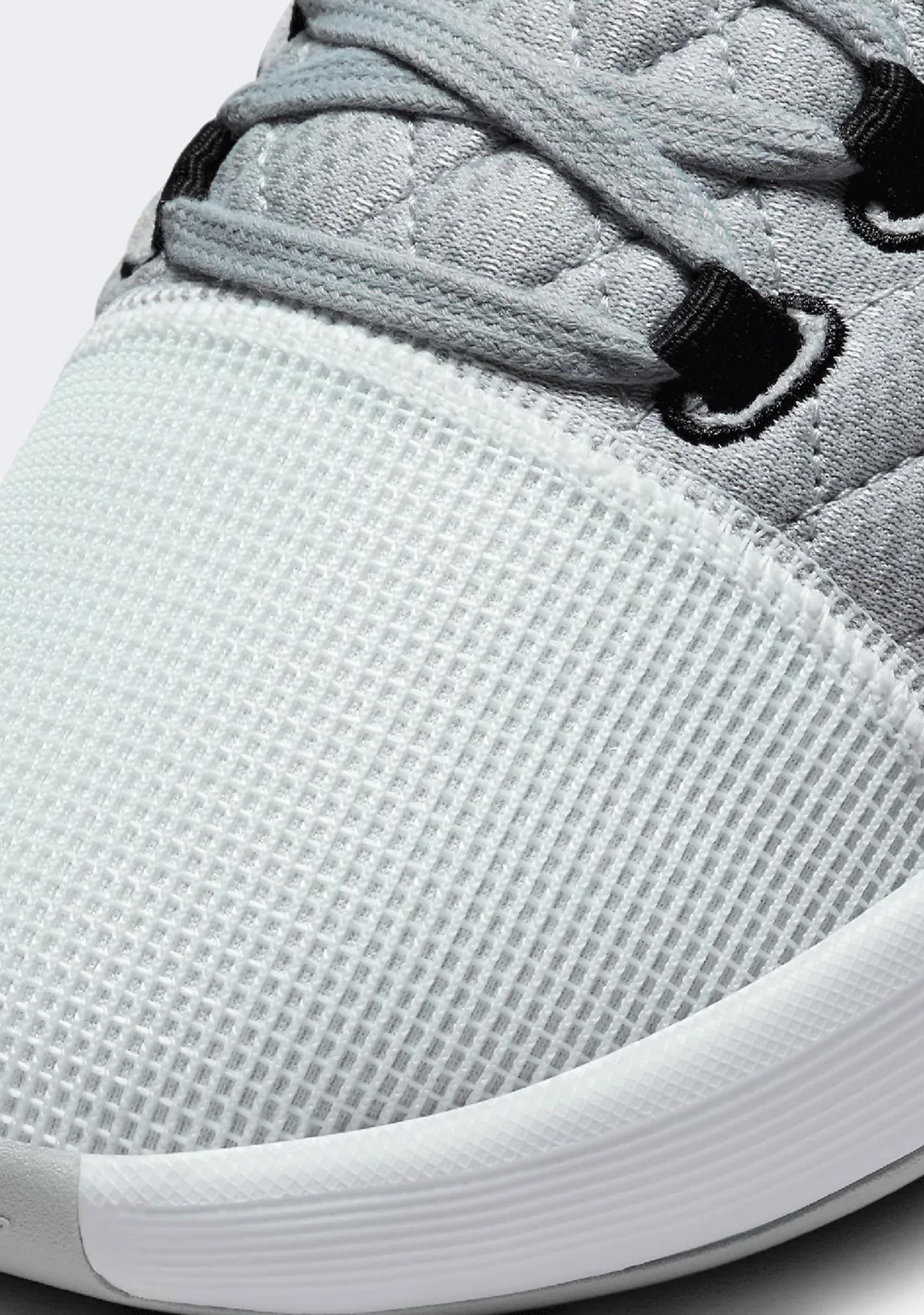 Nike Men’s Lebron Witness VIII