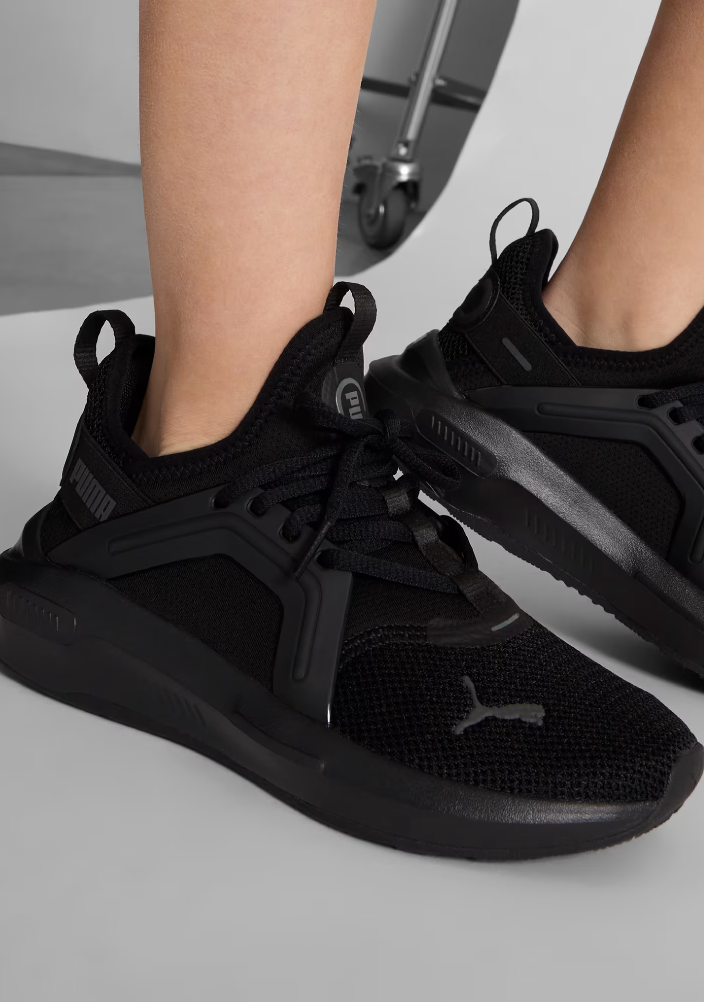 Puma Kids' Softride Enzo 5 Jr