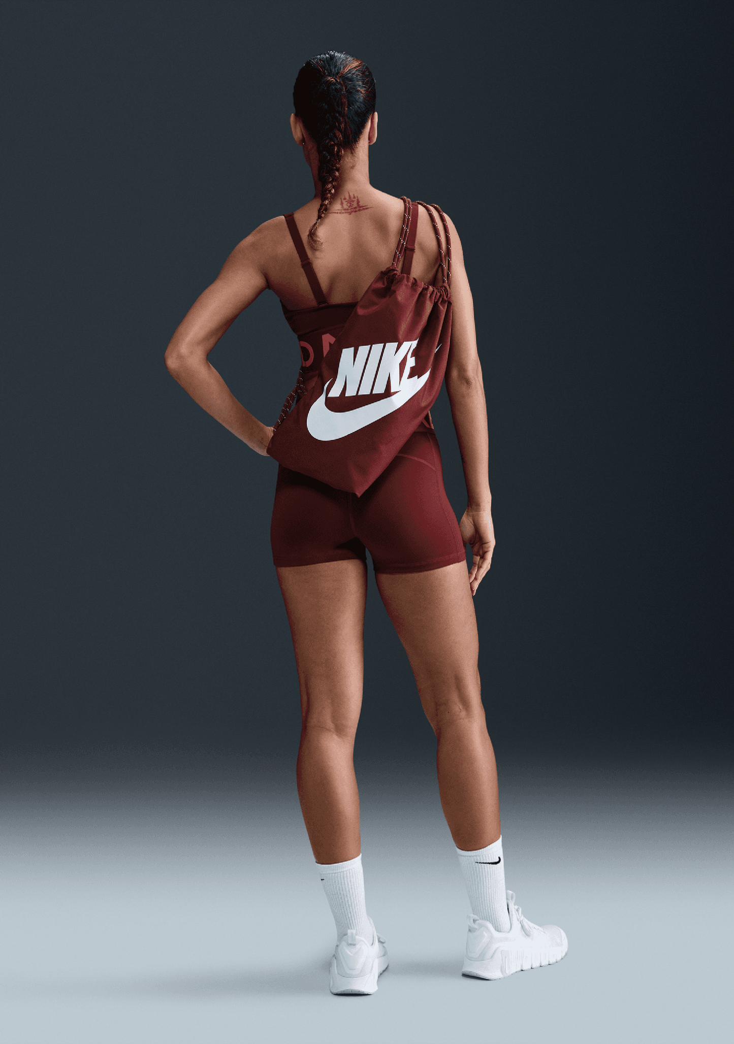 Nike Pro Women's Indy Plunge Sports Bra