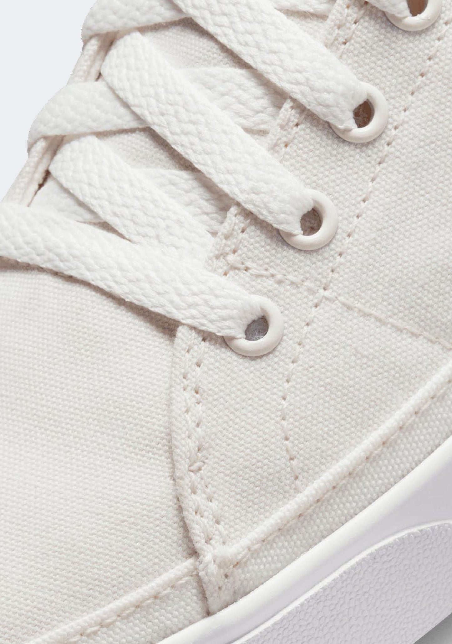 Nike Women’s Court Legacy Canvas