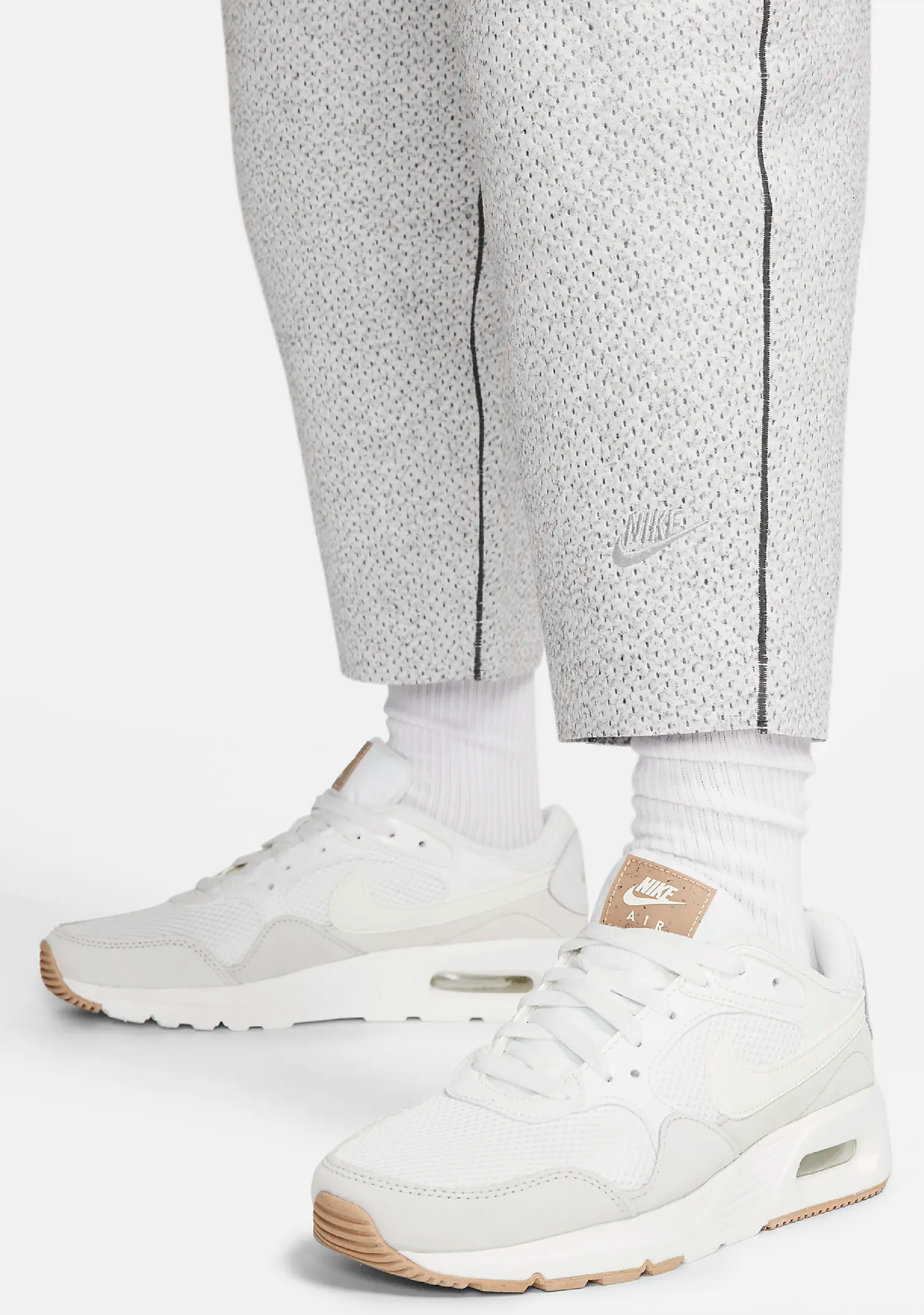 Nike Women's Sportswear Forward Tech Pack Pants