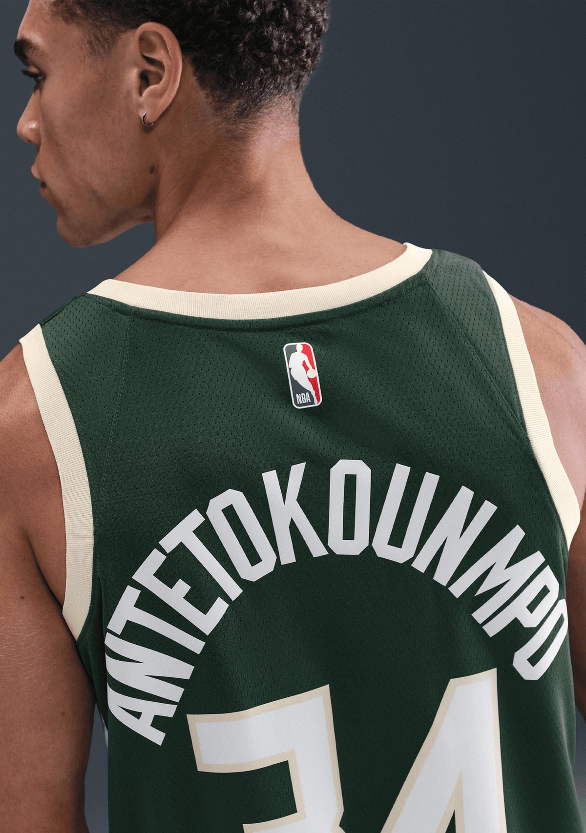 Nike Men's Milwaukee Bucks 22/23 Giannis Antetokounmpo Icon Edition Swingman NBA Jersey