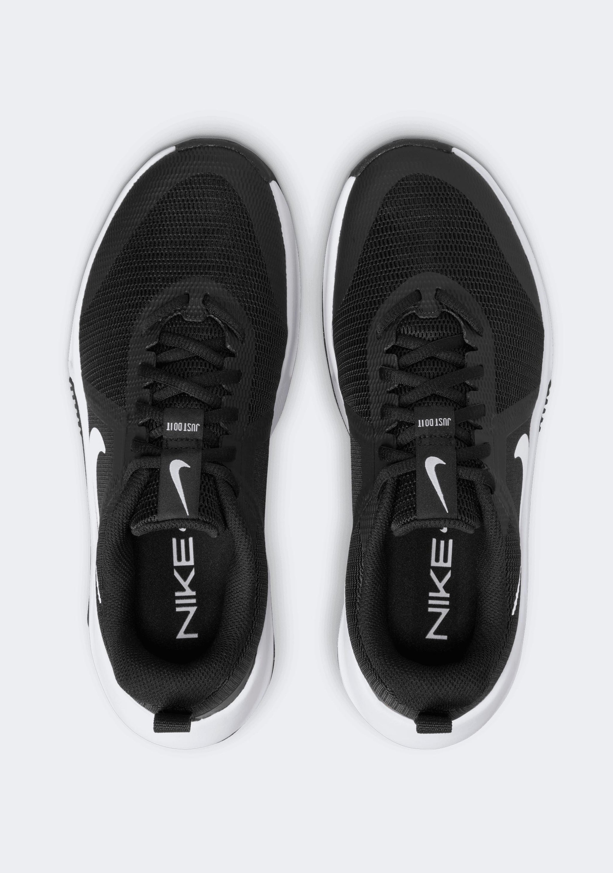 Nike Women's MC Trainer 3