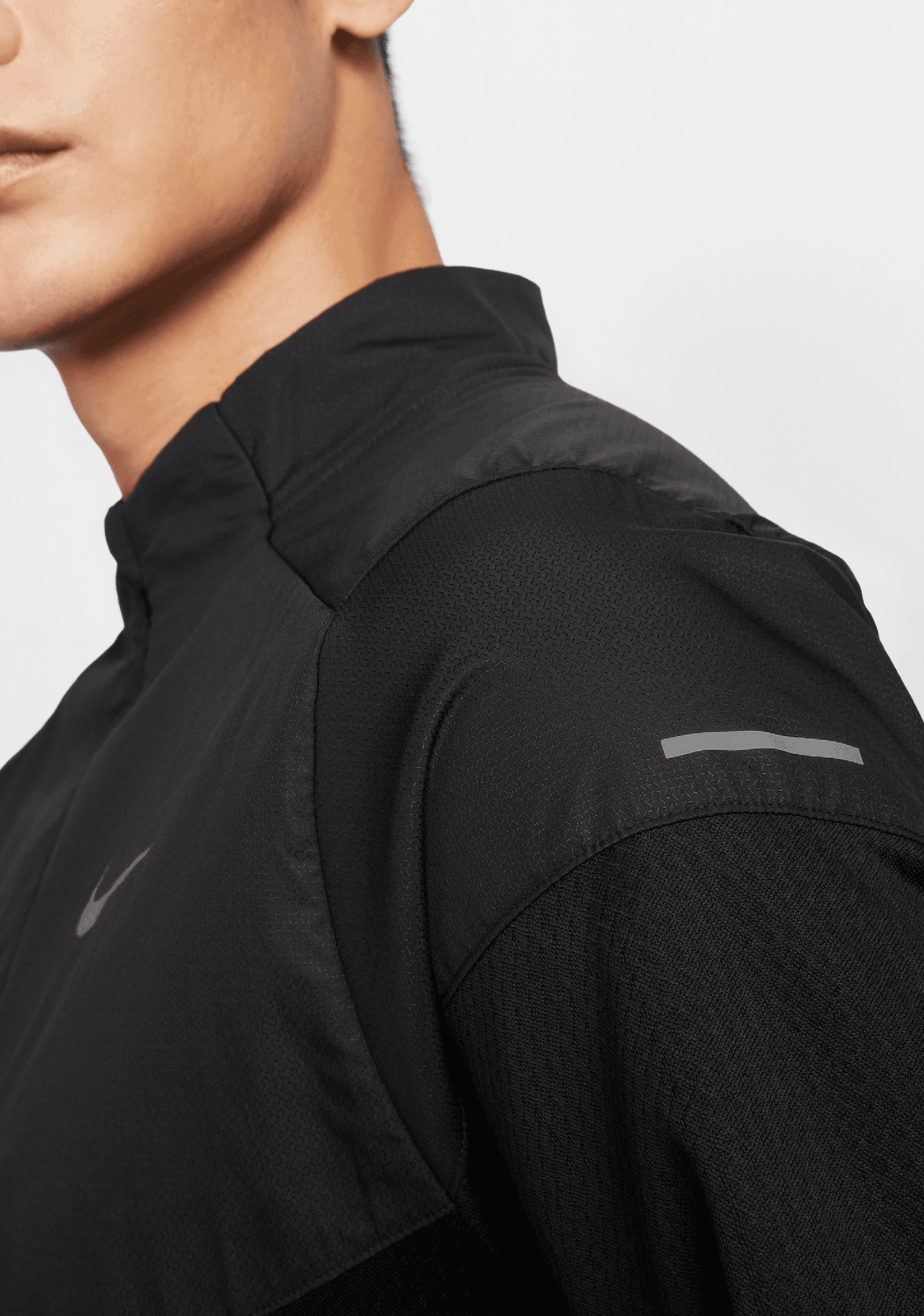 Nike Men's Sphere Therma-FIT Water-Repellent 1/2-Zip Running Top