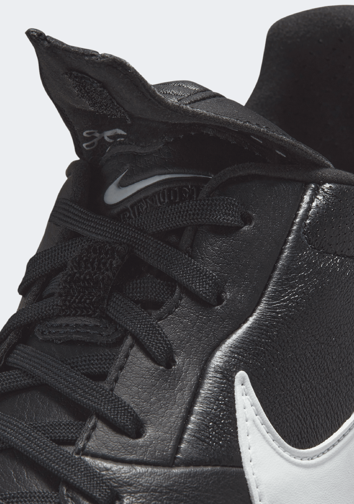 Nike Men’s The Nike Premier III FG Boots