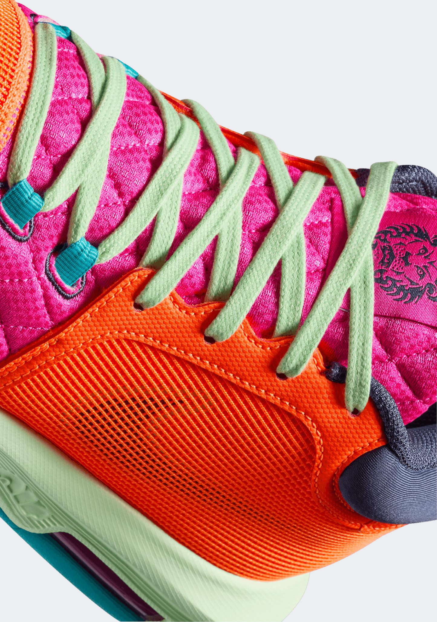 Nike Men’s LeBron Witness VIII