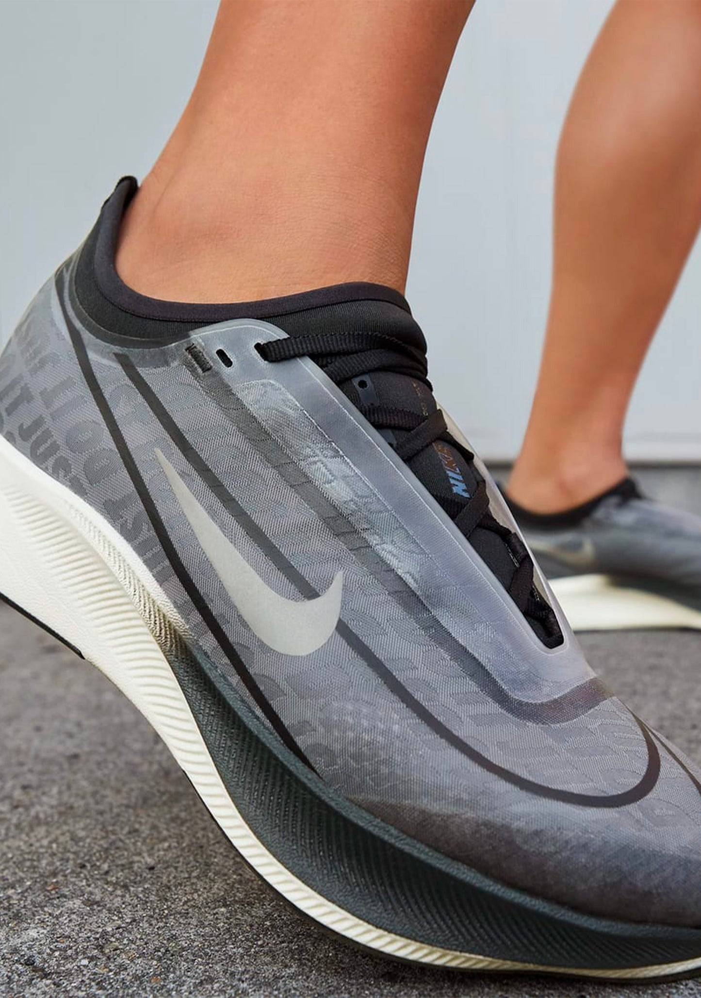 Nike Women's Zoom Fly 3