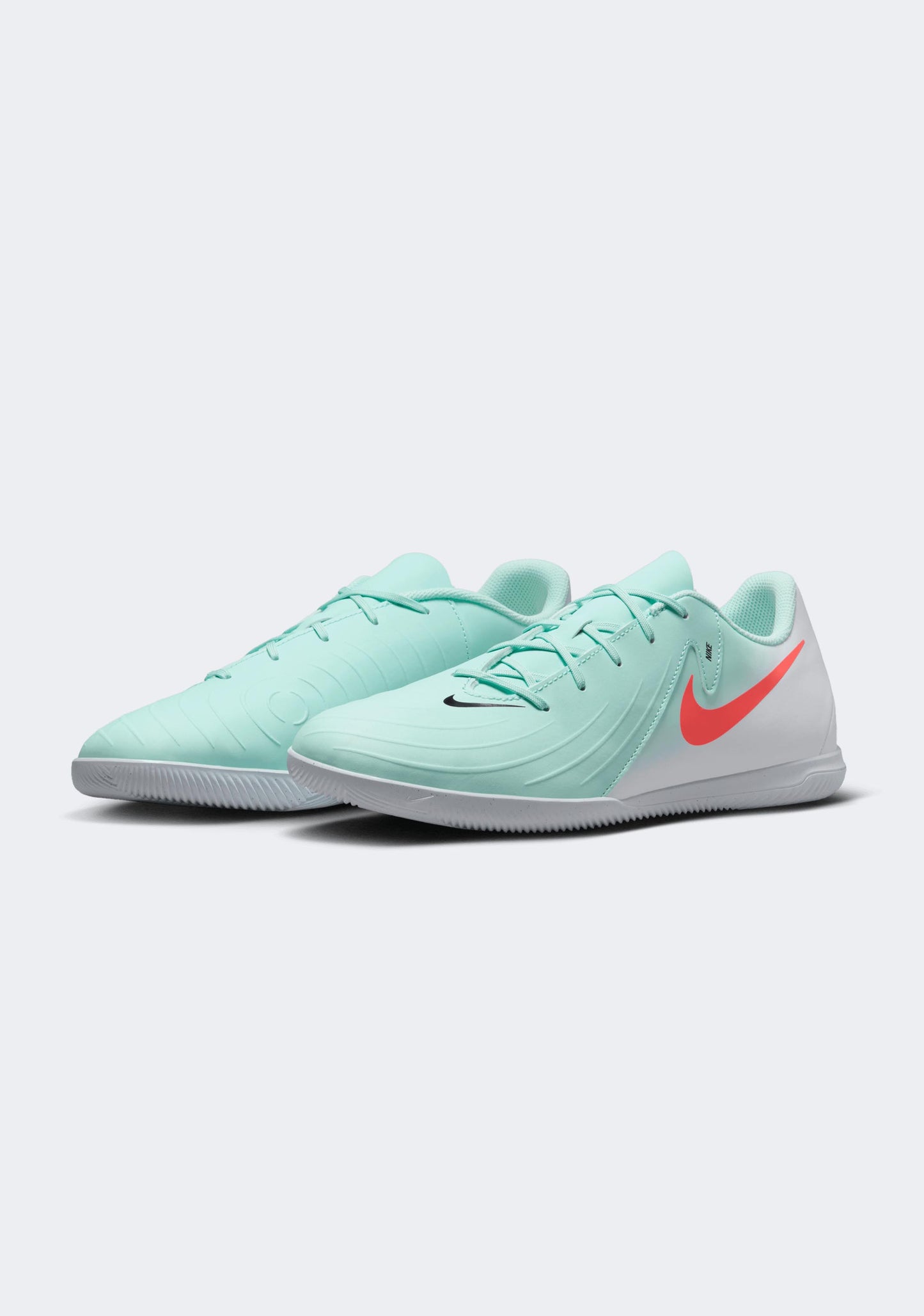 Nike Men's Phantom GX II Club IC
