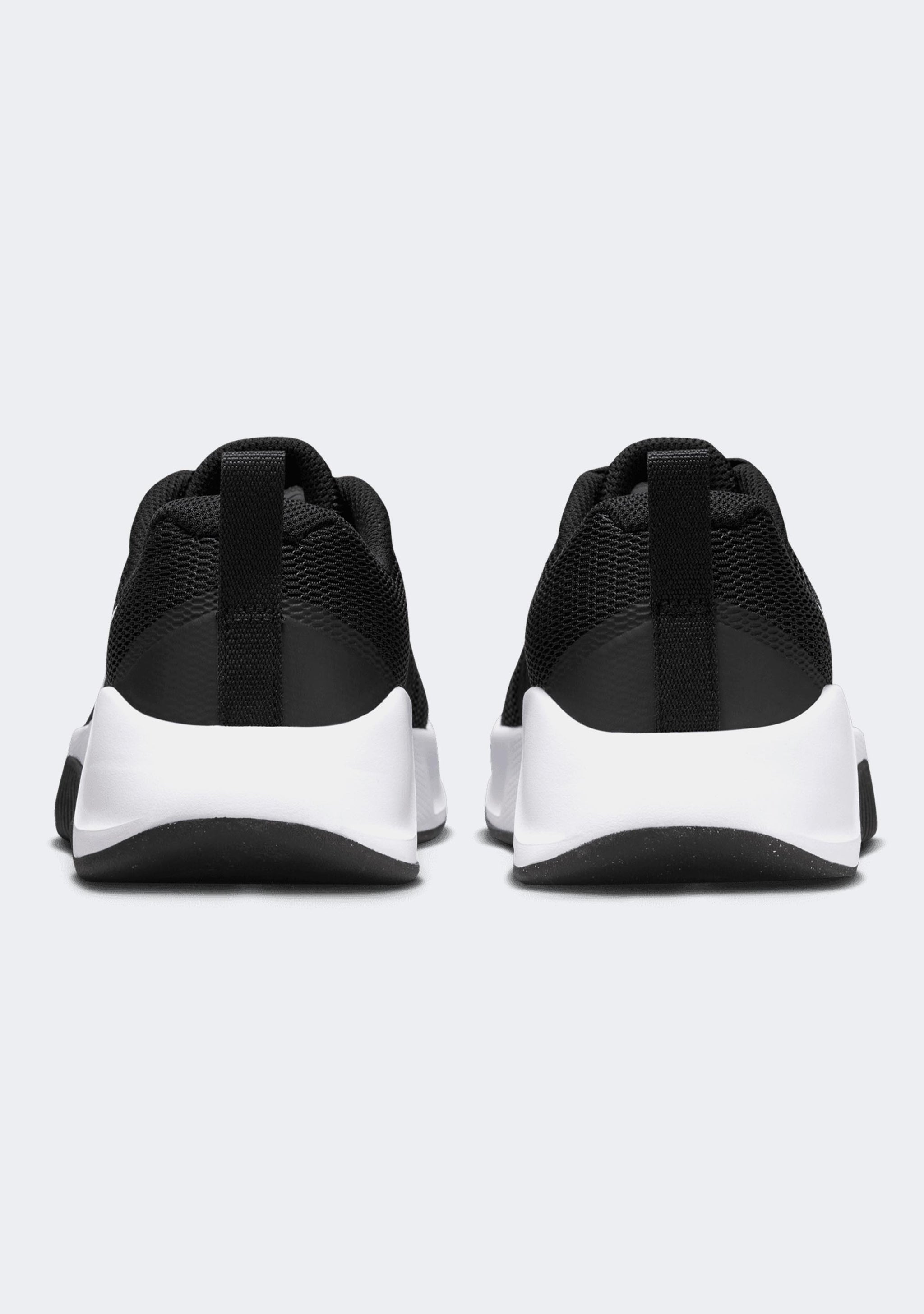 Nike Women's MC Trainer 3