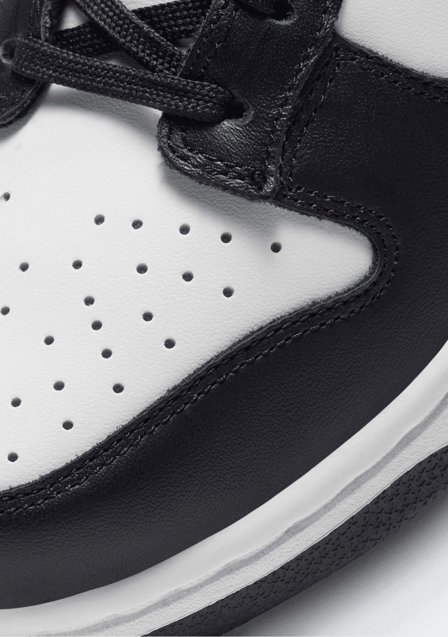 Nike Women's Dunk Low