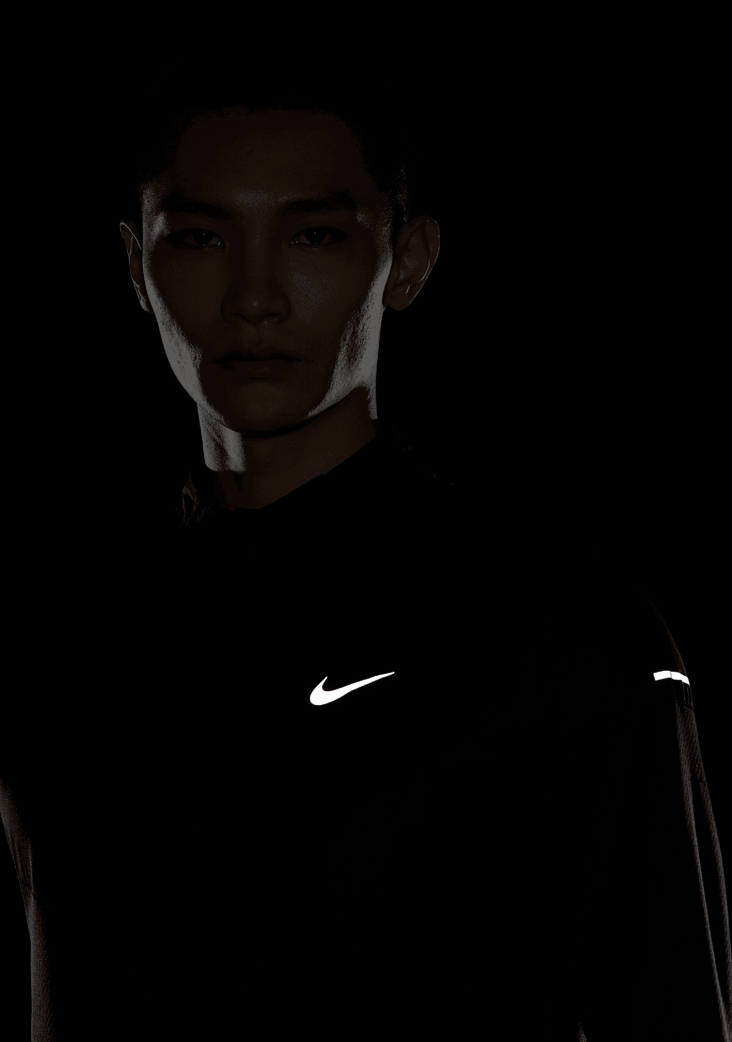 Nike Men's Sphere Therma-FIT Water-Repellent 1/2-Zip Running Top