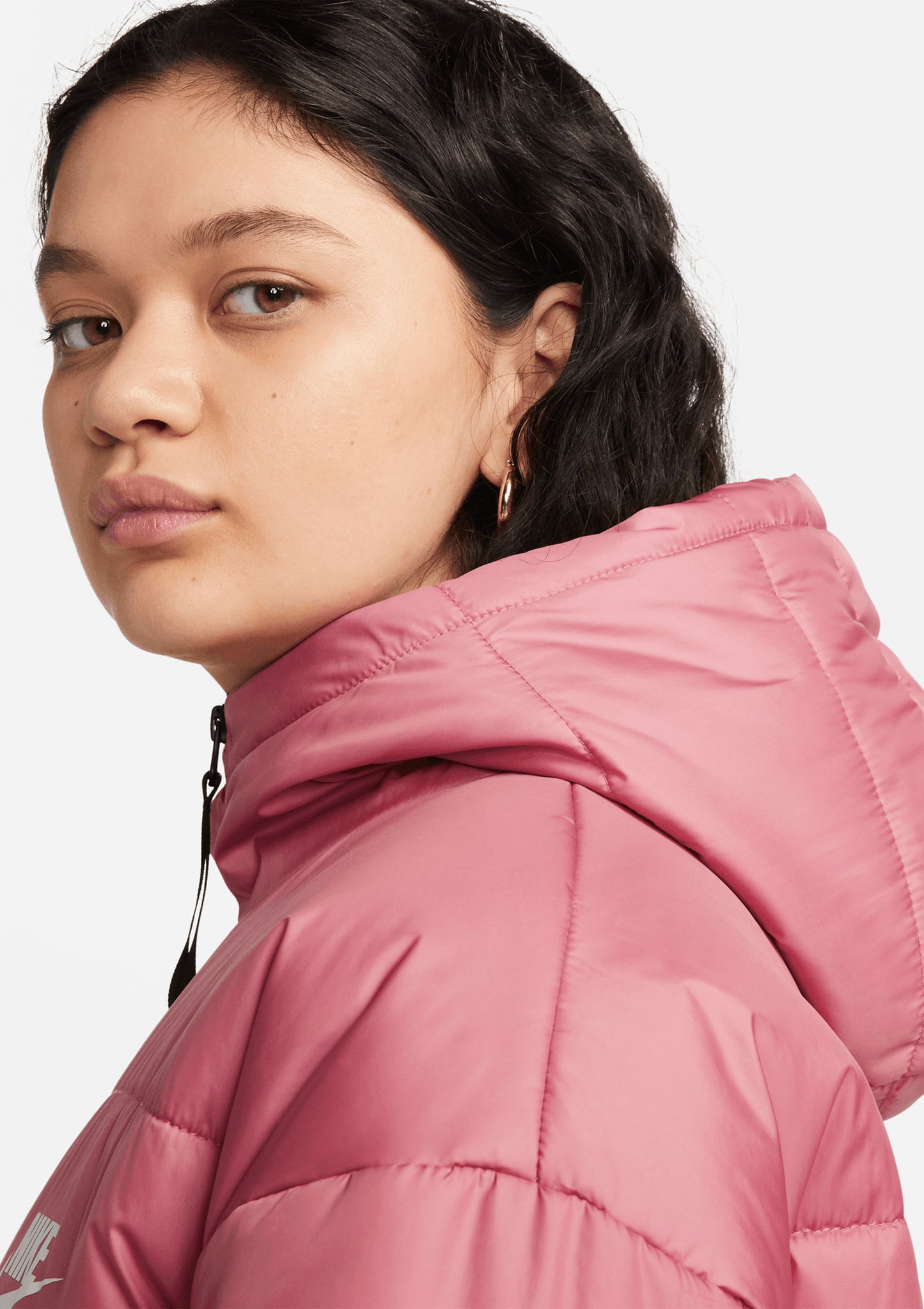Nike Women's Sportswear Classic Hooded Puffer Jacket Pink