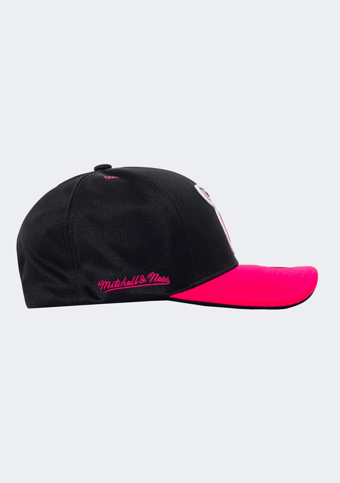 Mitchell & Ness BBL Sydney Sixers On Field Cap