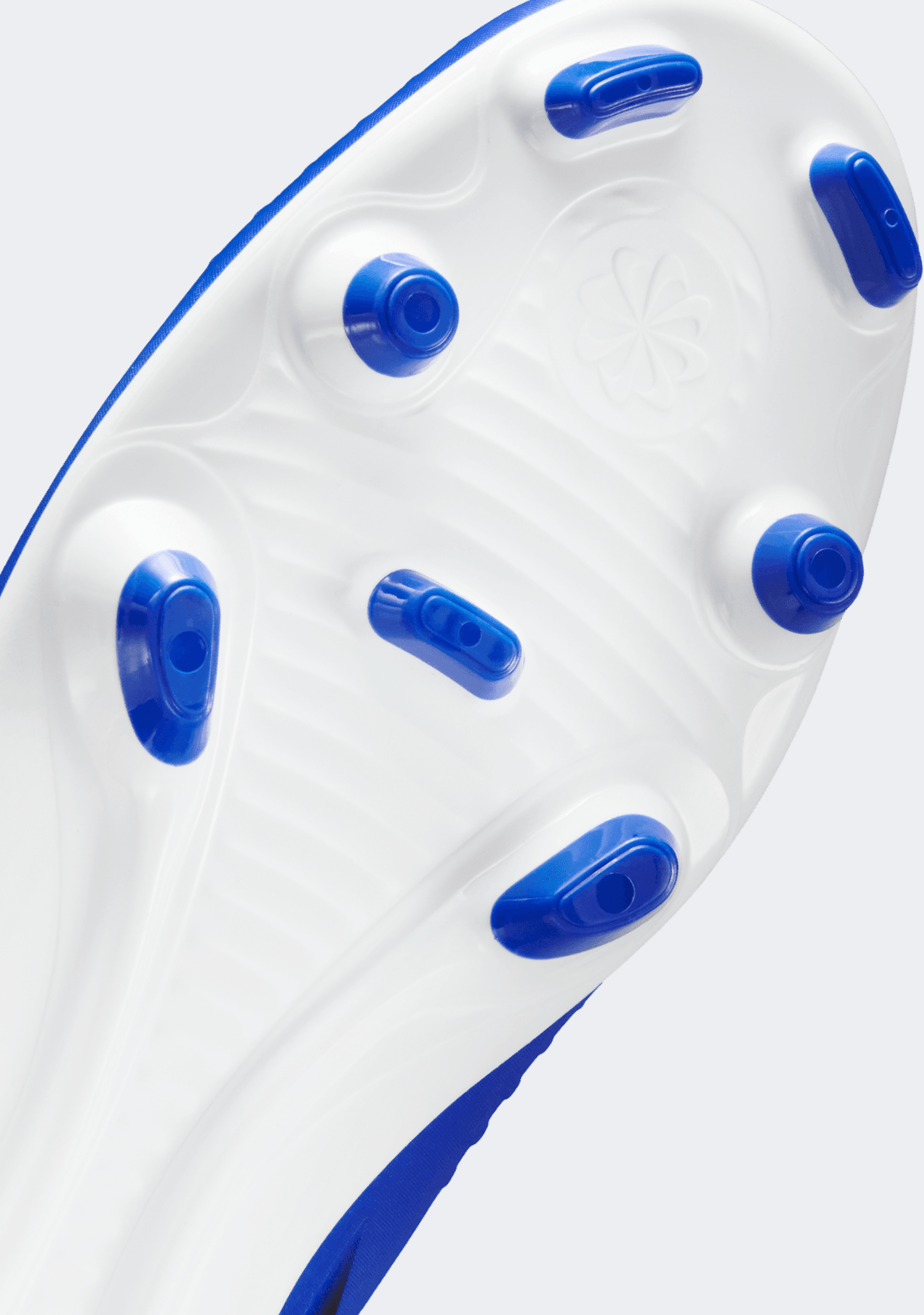Nike Phantom 6 Low Club FG/MG Football Boots