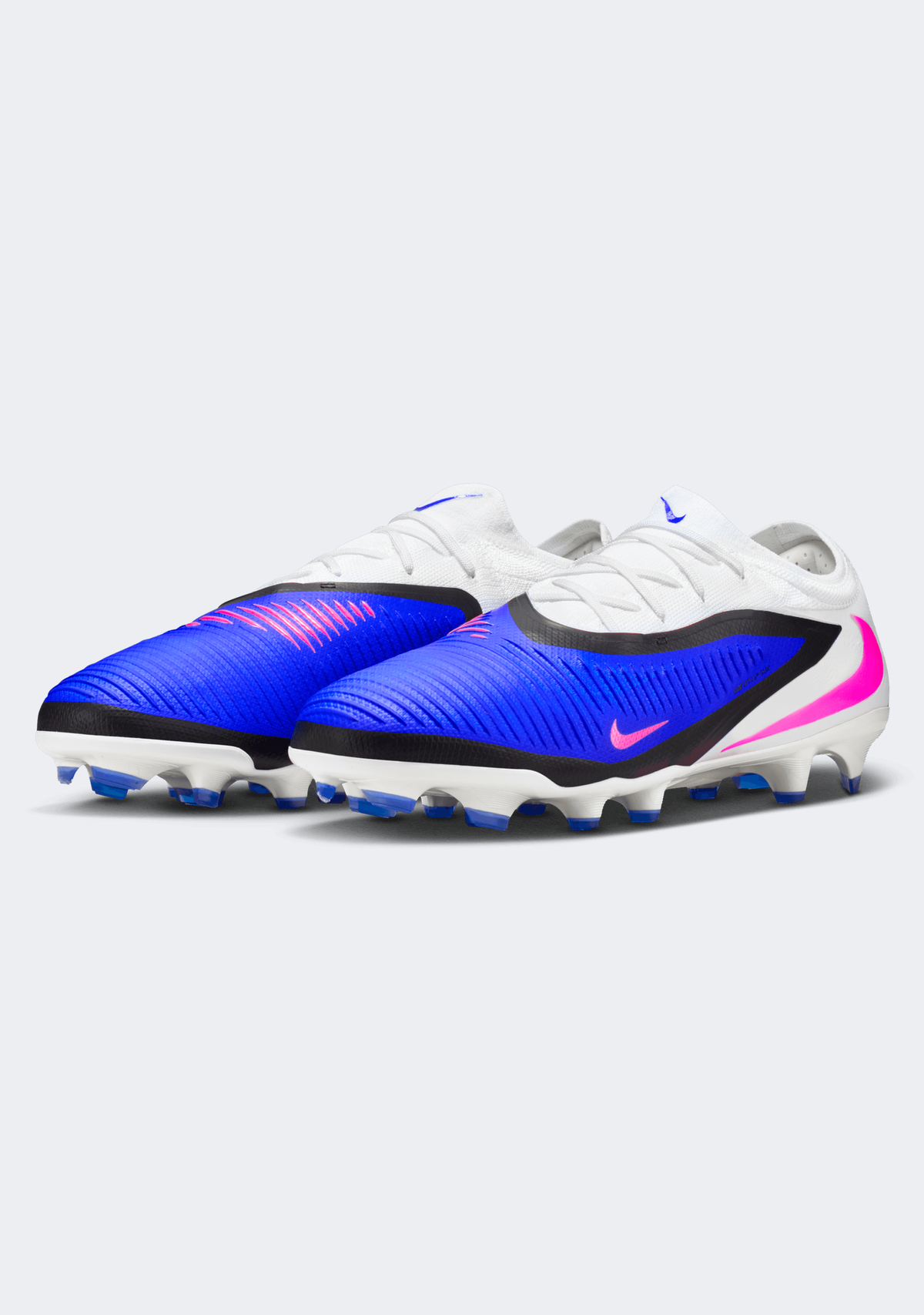 Nike Phantom 6 Low Pro Firm Ground Football Boots