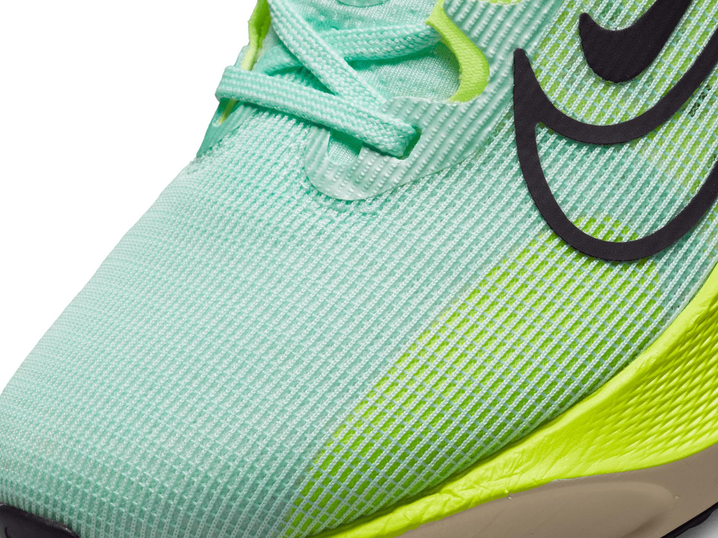 Nike Womens Zoom Fly 5