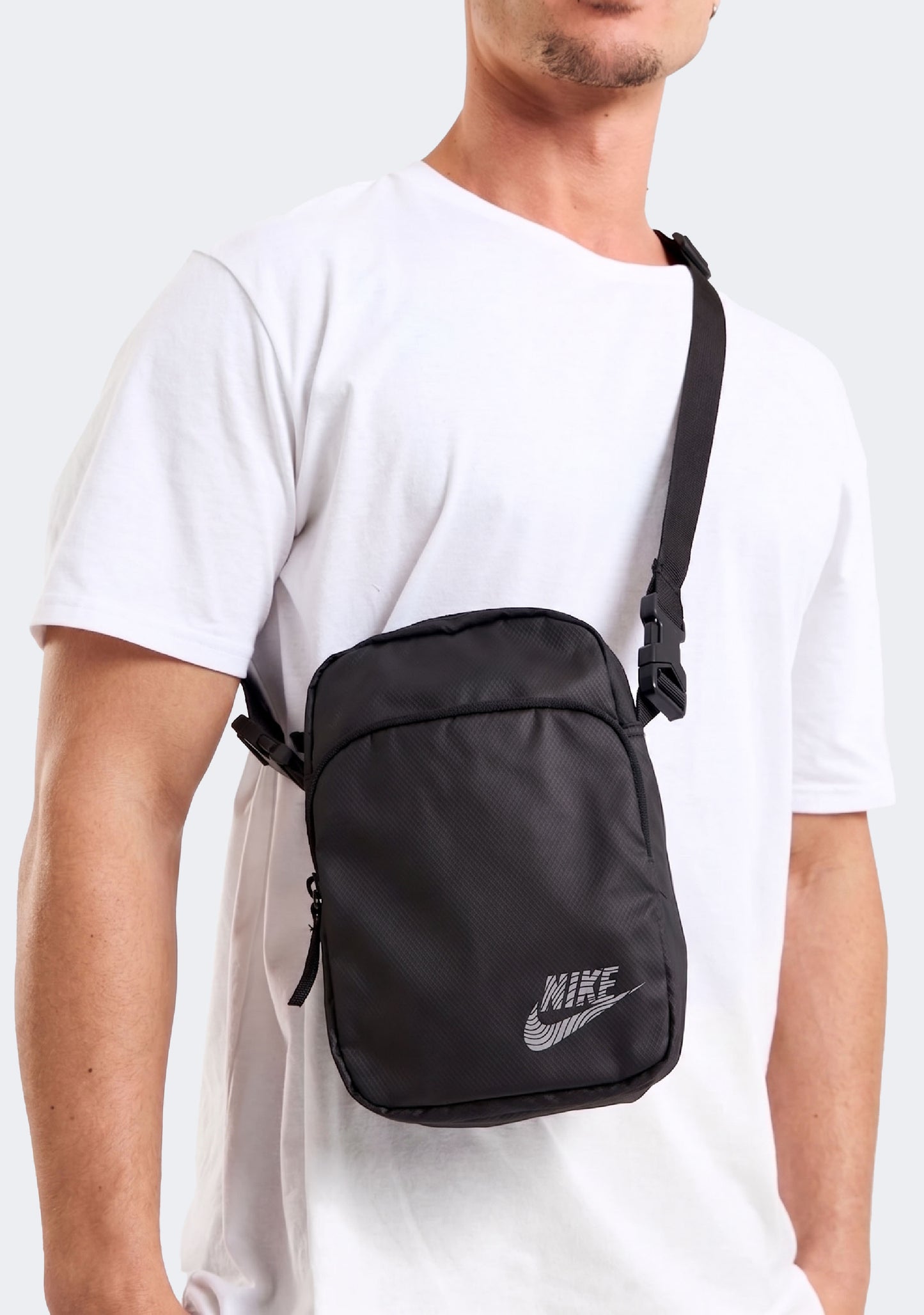 Nike Heritage Cross Body Bag (4L)